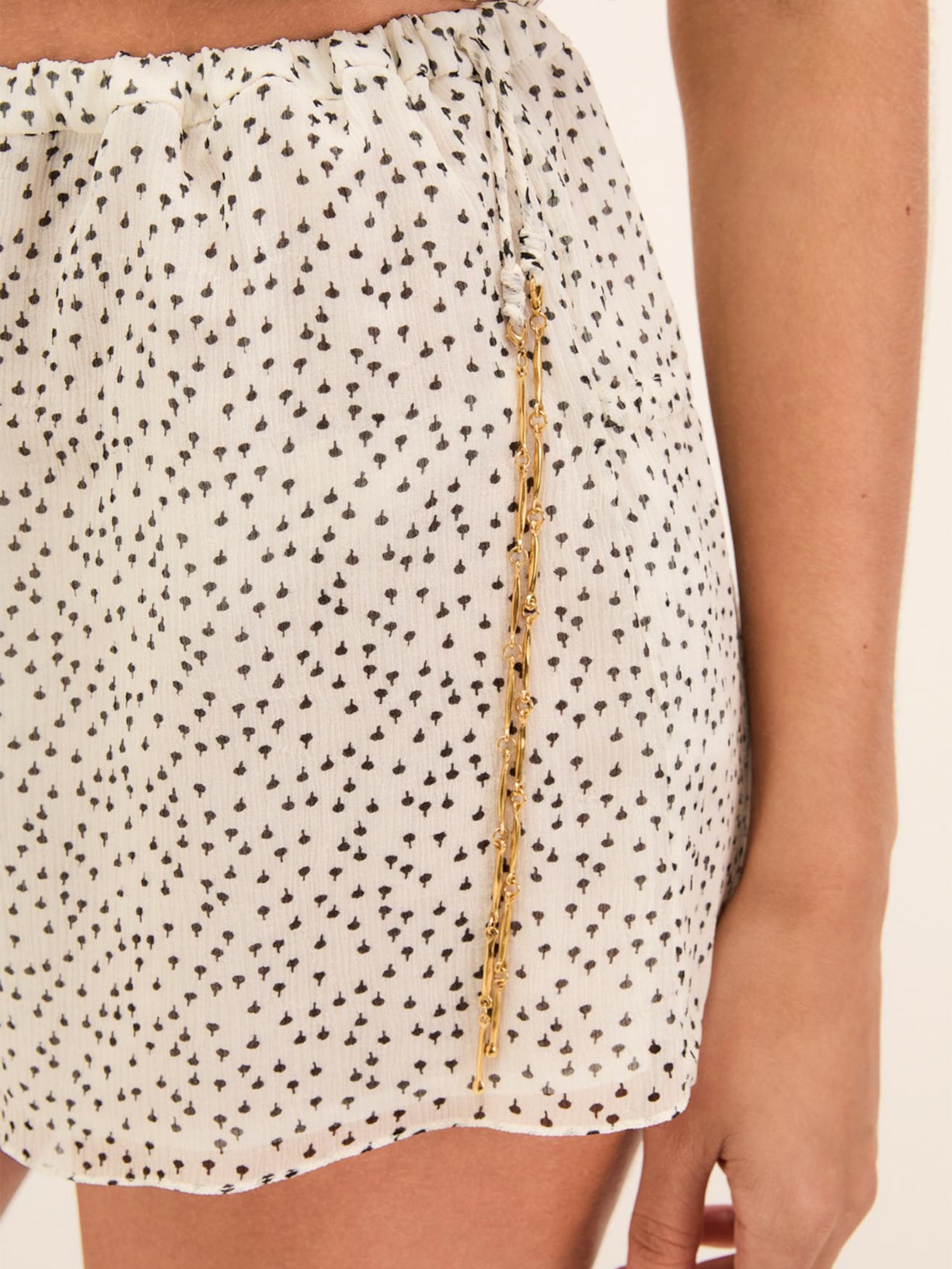 Short Feminino Tancy Detalhe Branco Vix