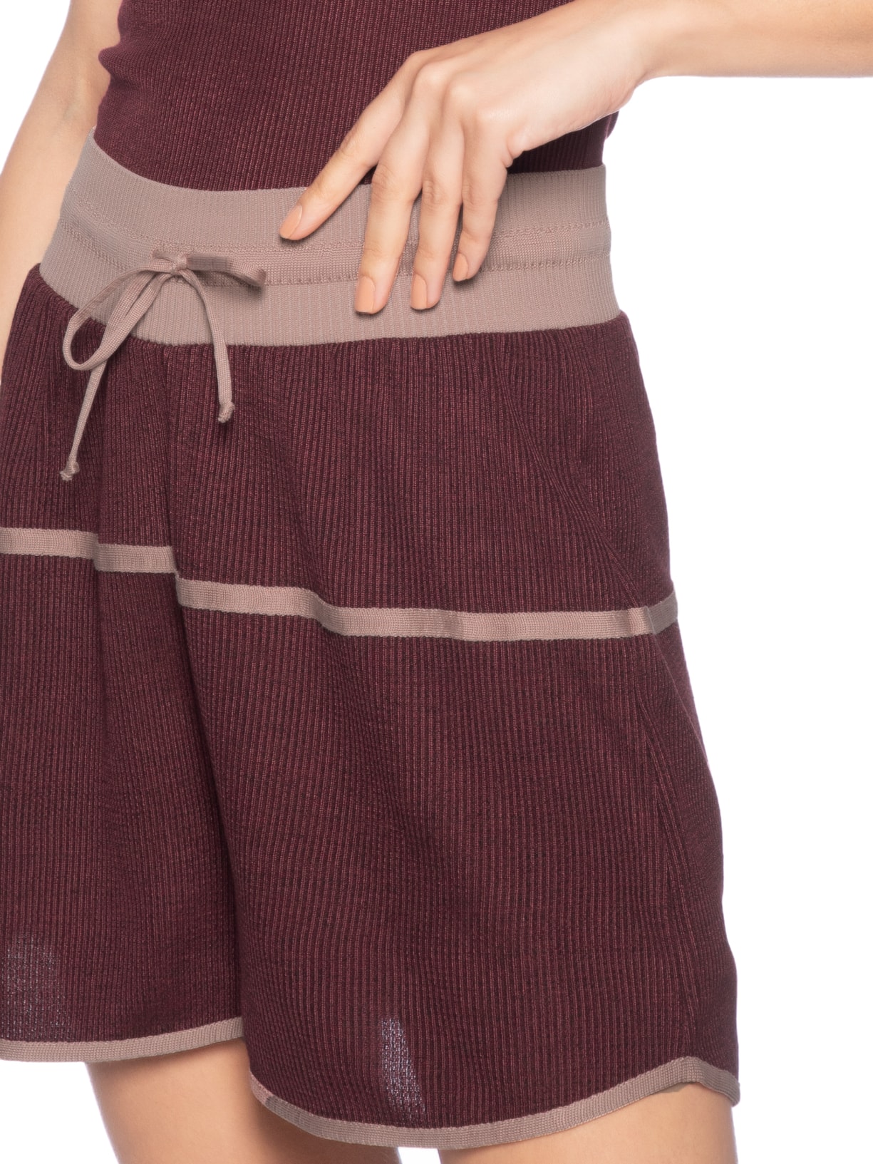 Short Feminino Tricot com Vivo Vinho Animale Jeans