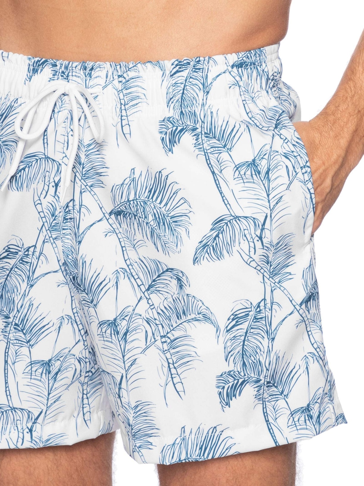 Short Masculino Beachwear Estampa Coqueiro Branco Basiq Men