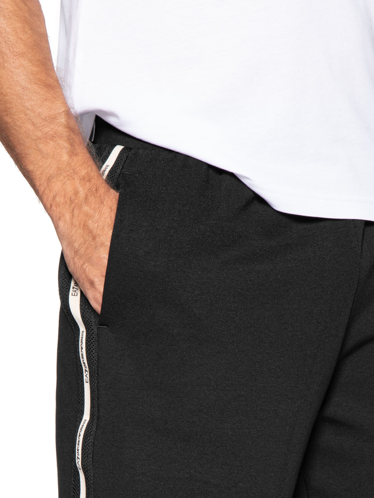 Short Masculino Train Logo Preto Ea7 Emporio Armani