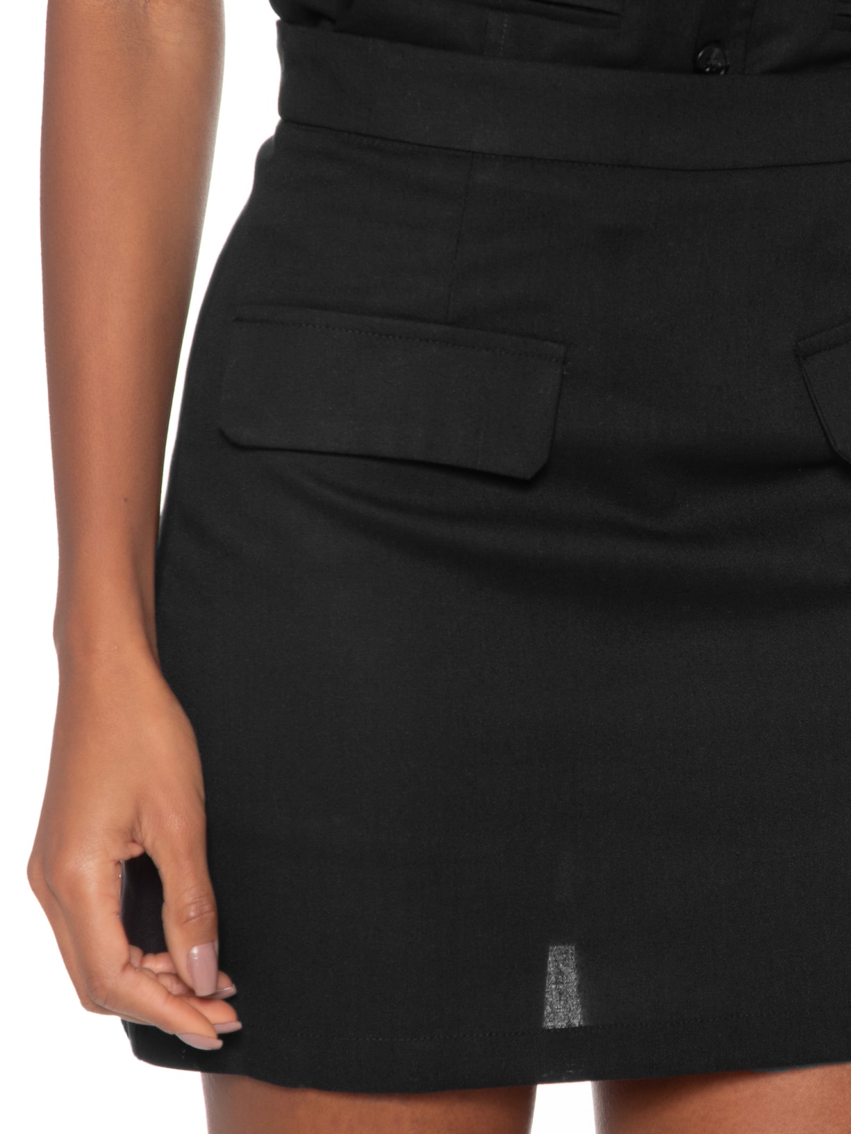 Short Saia Alfaiataria Básico Preto Basiq