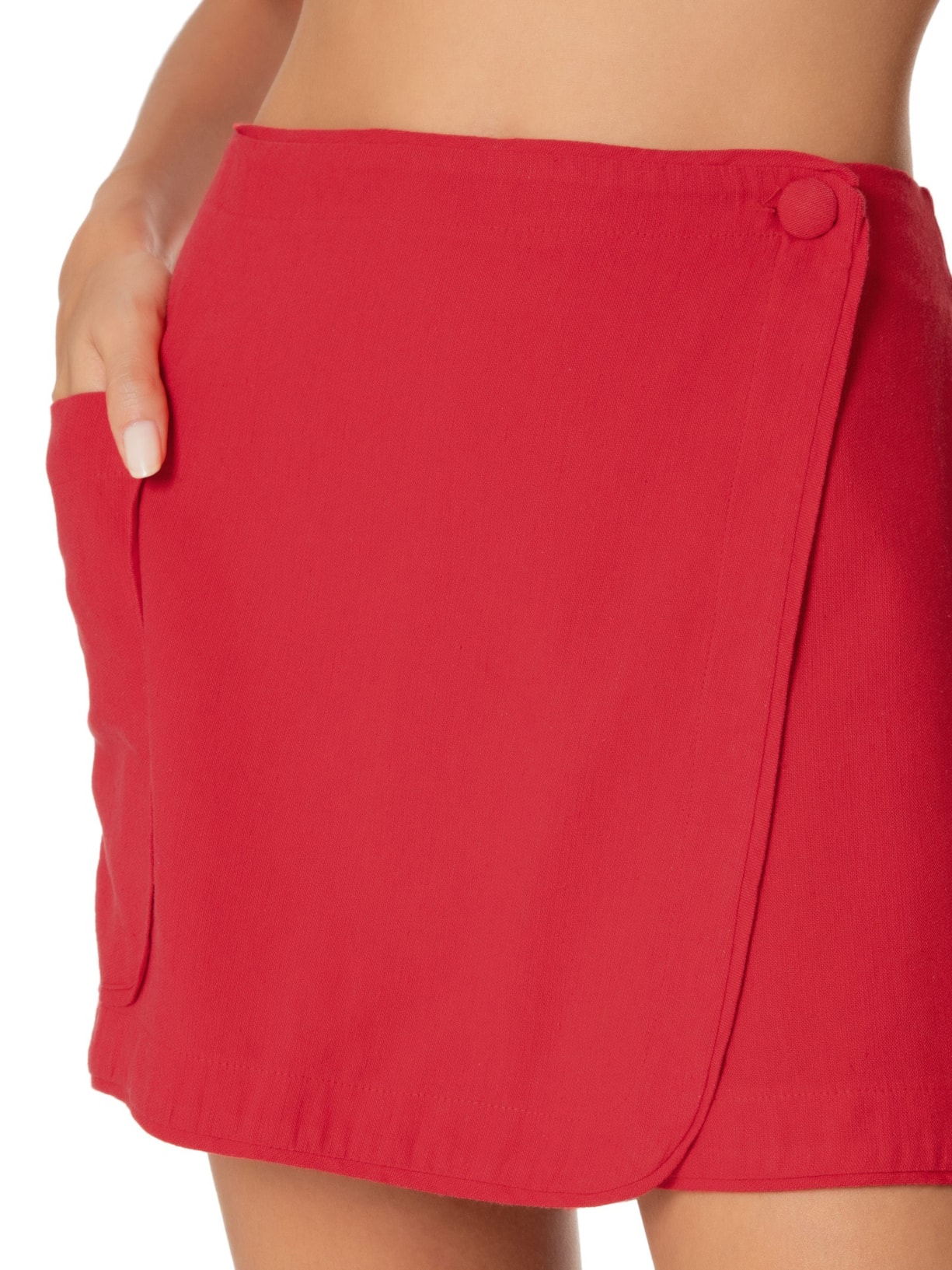 Short Saia Bolso Detalhe Vermelho Farm