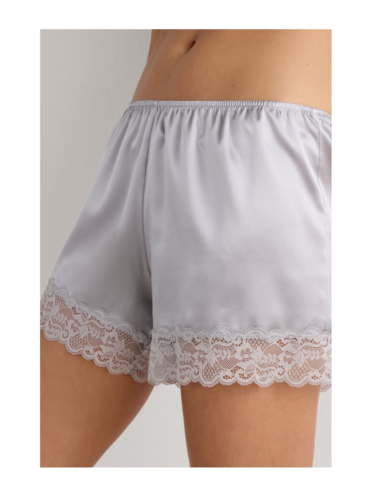 Shorts Em Seda e Renda Cinza Intimissimi