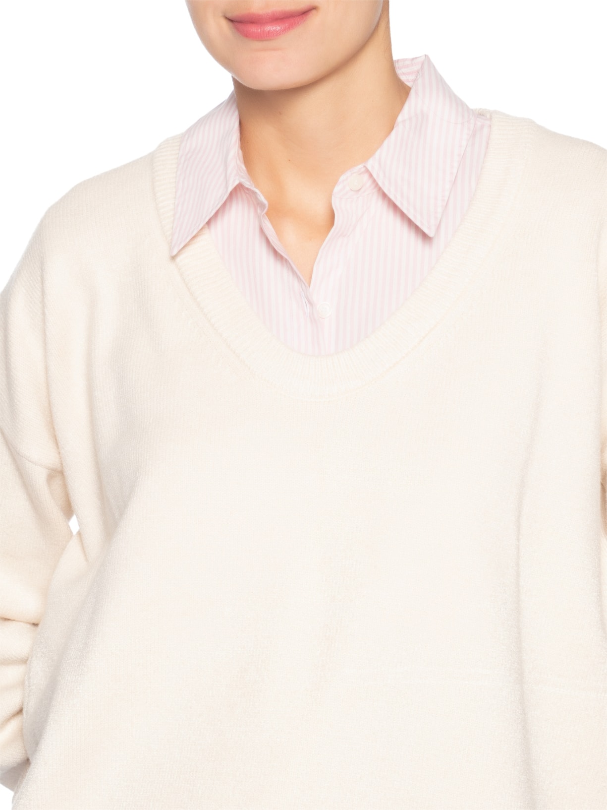 Suéter Feminino Amplo Gola V Em Tricot Bege '2Essential