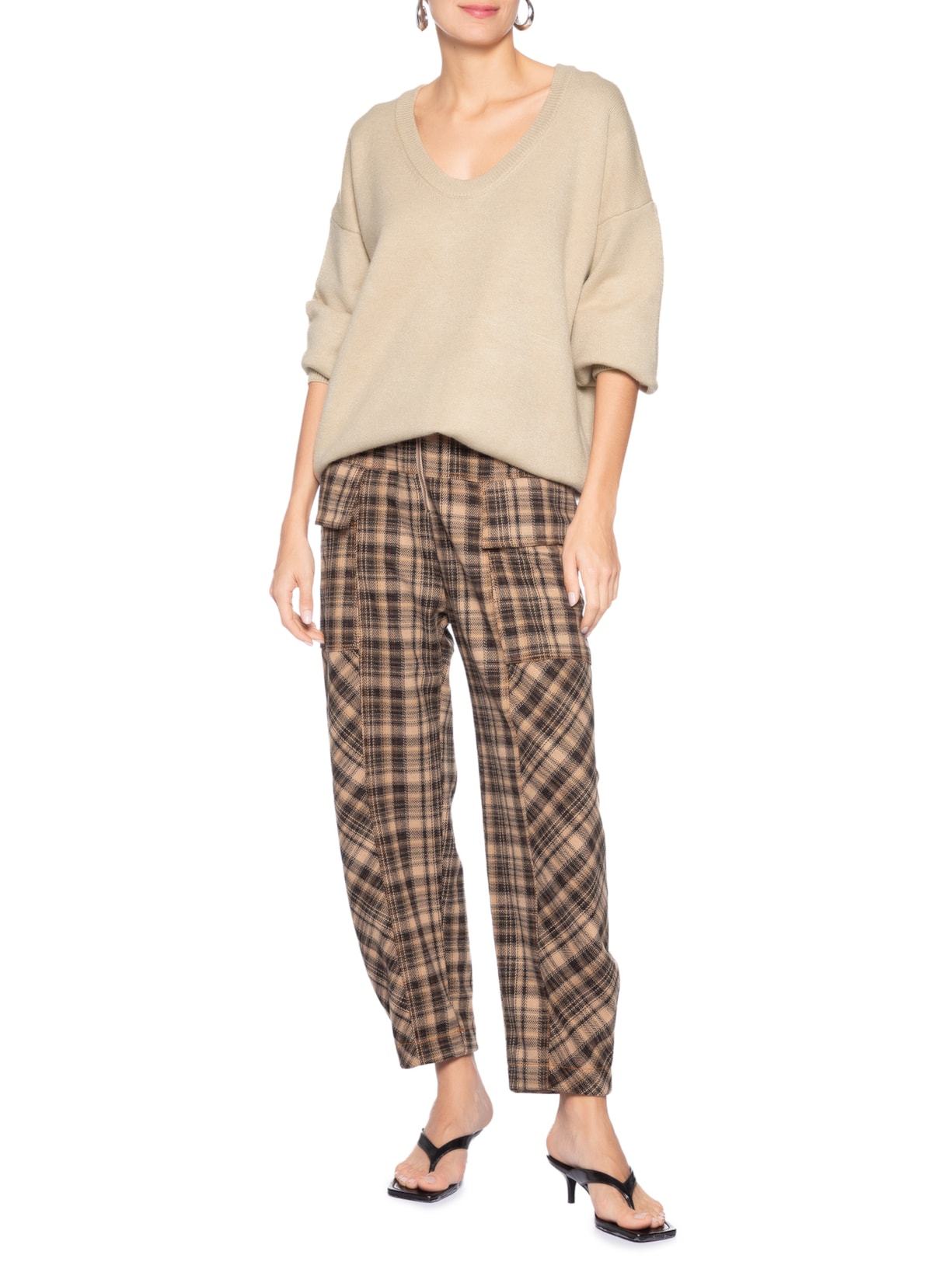 Suéter Feminino Amplo Gola V Em Tricot Bege '2Essential