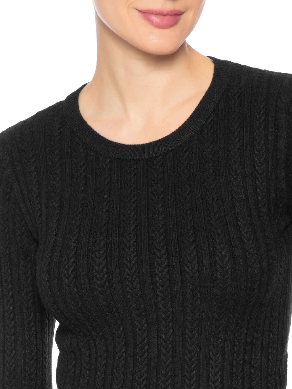 Suéter Feminino em Tricot Trançado Preto Basiq