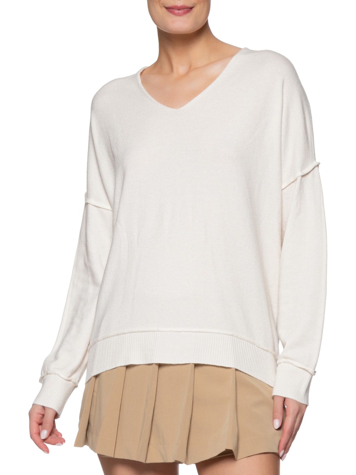 Suéter Feminino Oversized Decote V Branco Basiq