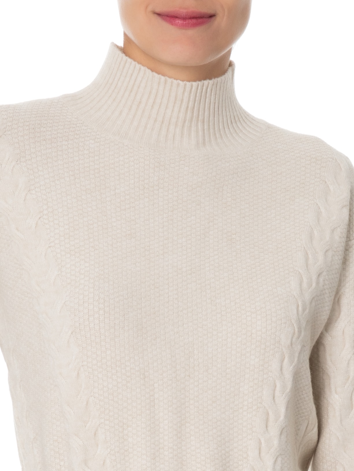 Suéter Feminino Tricot Com Gola Alta Bege Market 33