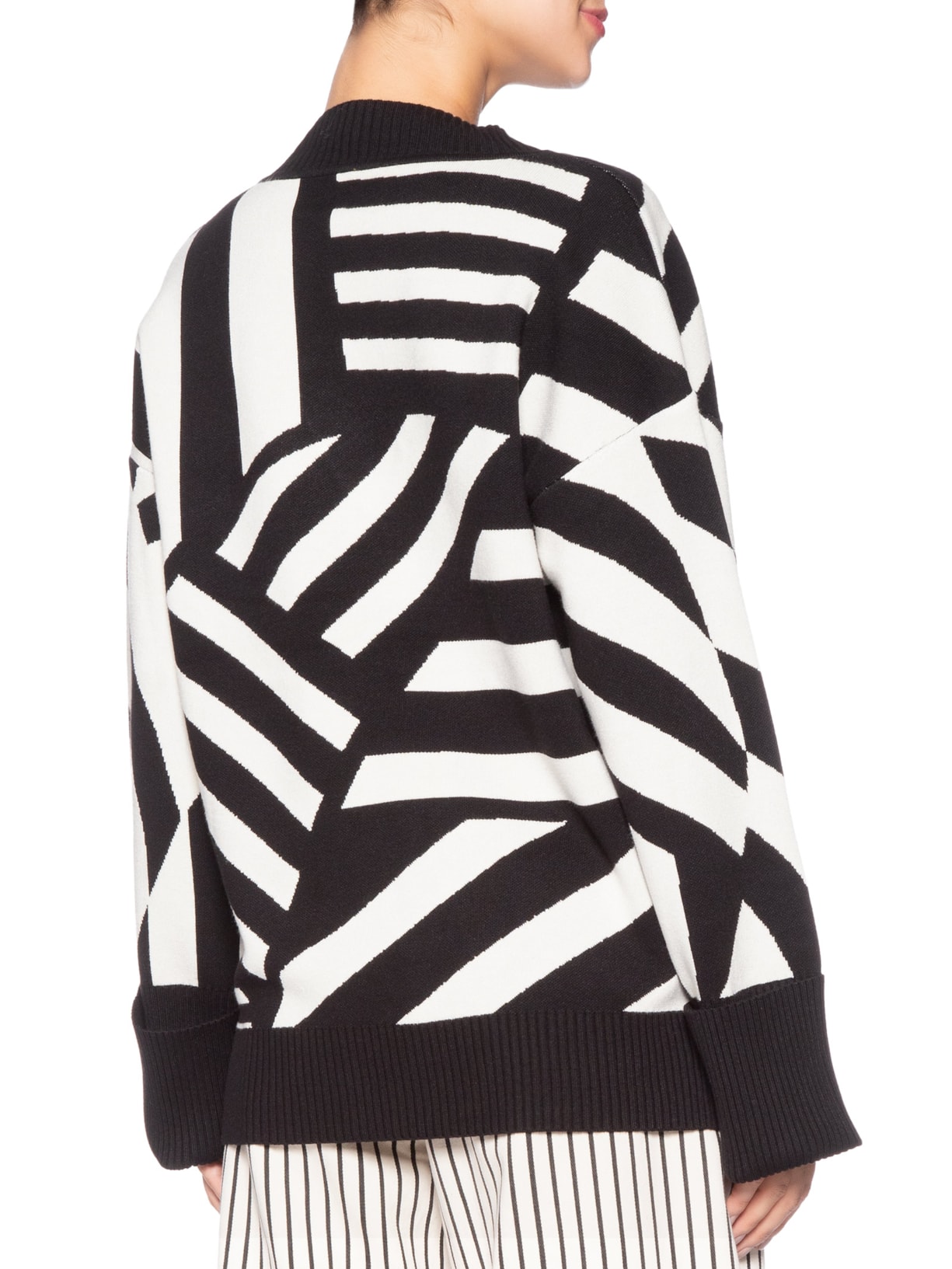 Suéter Feminino Tricot Decote V Tuca Legal Preto Farm