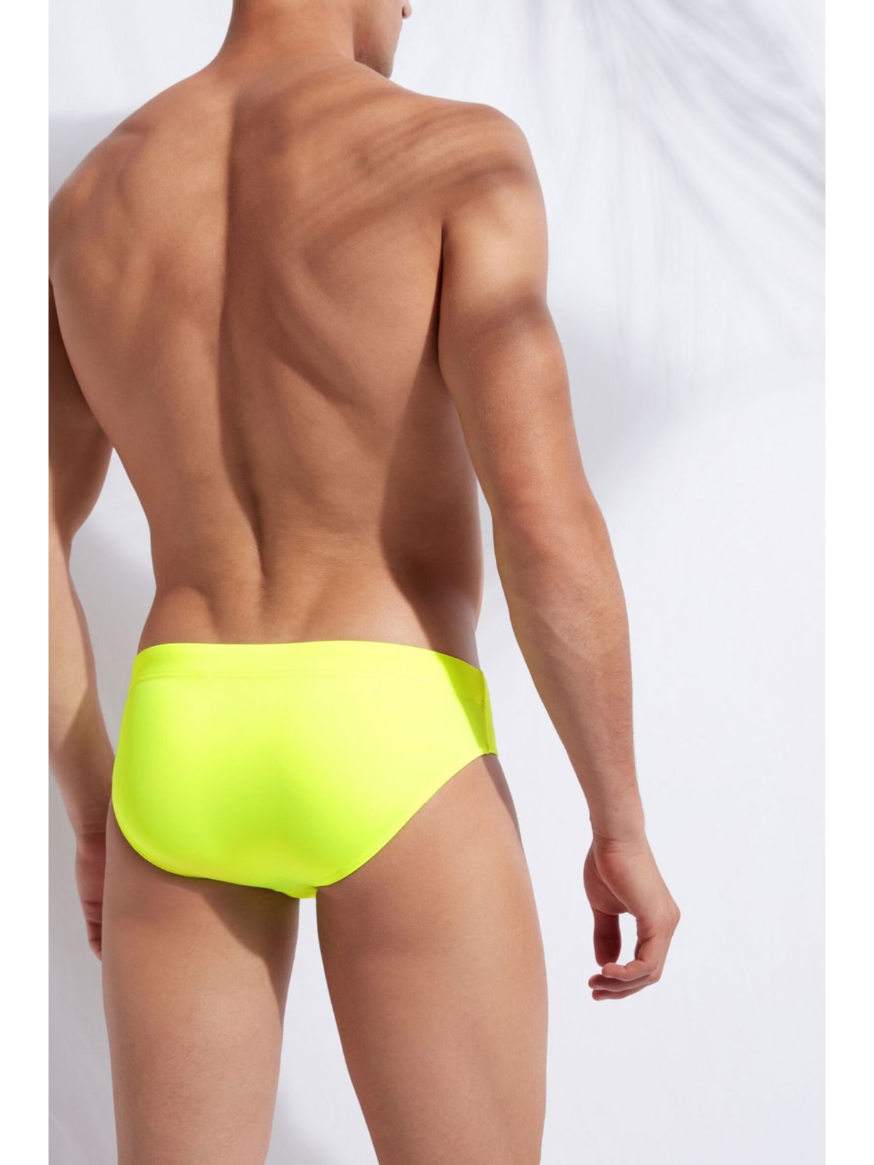 Sunga Monocromática Masculina Rio Amarelo Calzedonia