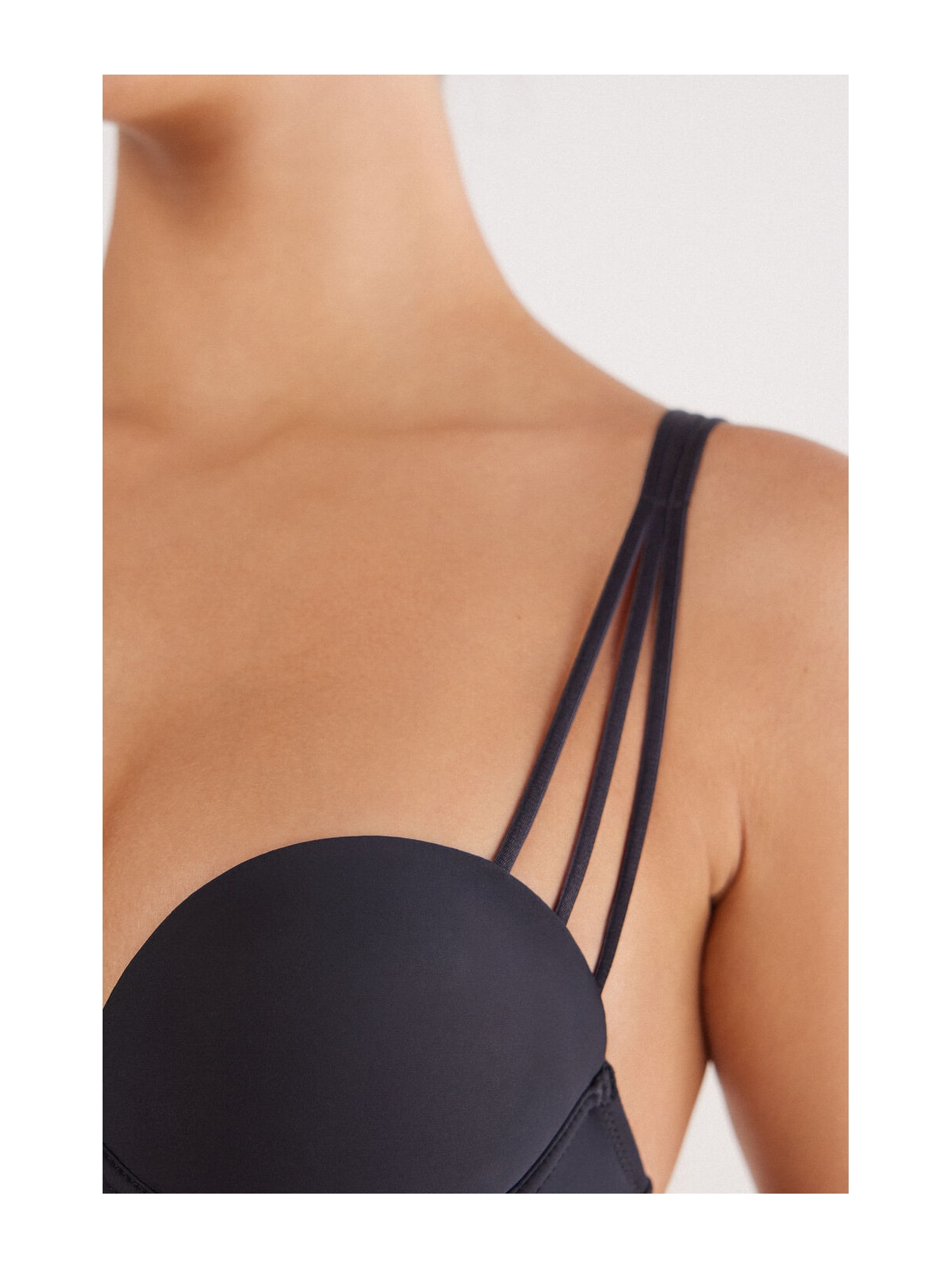 Sutiã Balconette Ilenia Em Microfibra Ultralight Preto Intimissimi