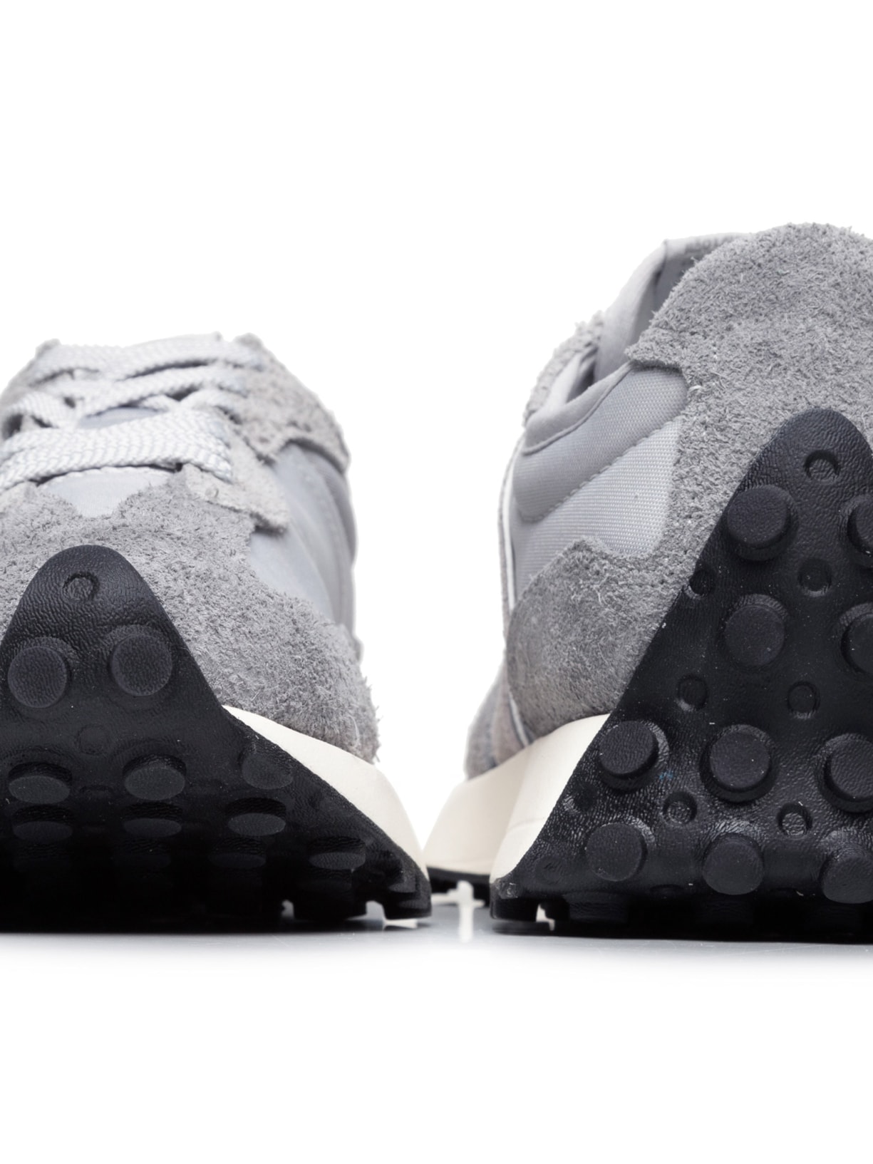 Tênis Feminino 327V1 Cinza New Balance