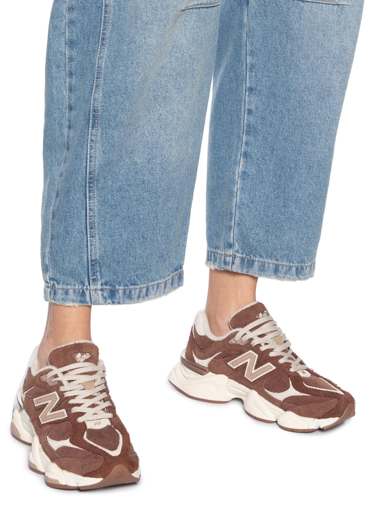 Tênis Feminino 9060 Marrom New Balance