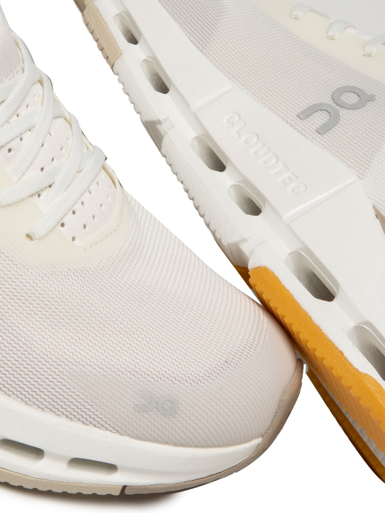 Tênis Feminino Cloudnova Form 2 W Off White On Running