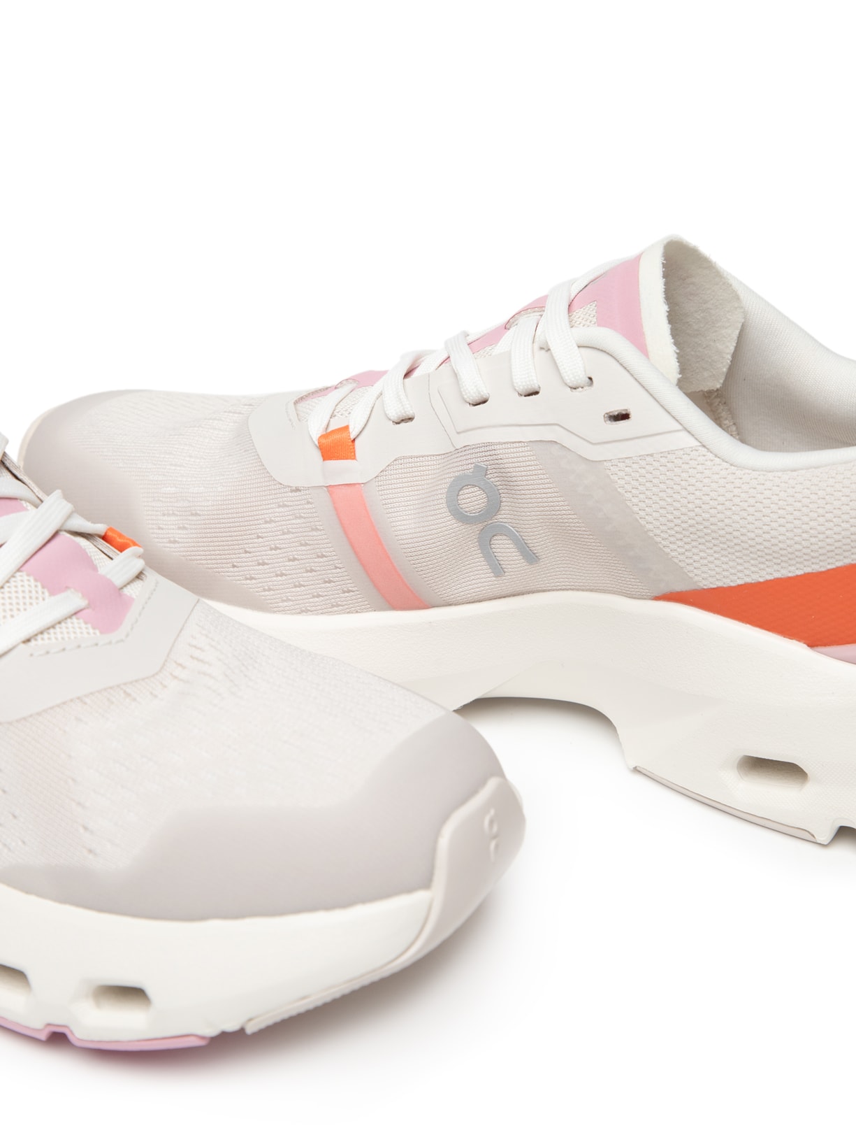 Tênis Feminino Cloudpulse Off White On Running