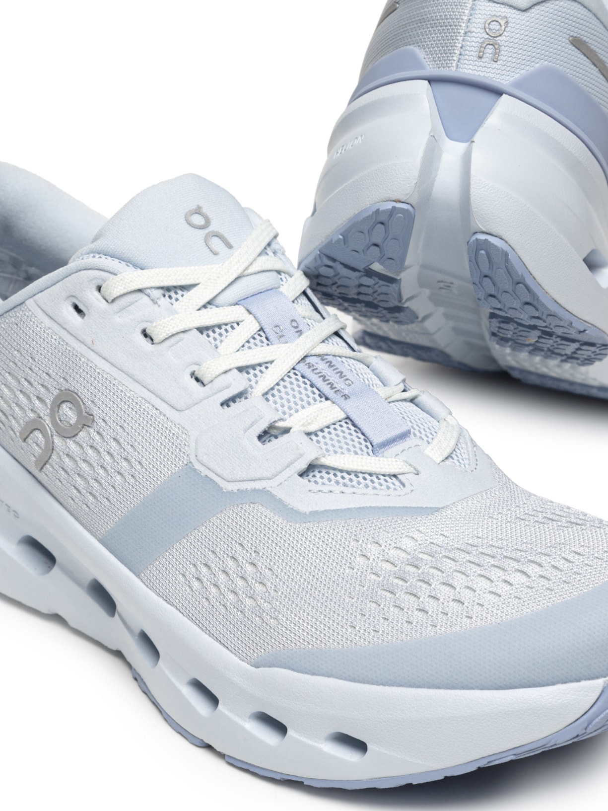 Tênis Feminino Cloudrunner 3 W Azul On Running