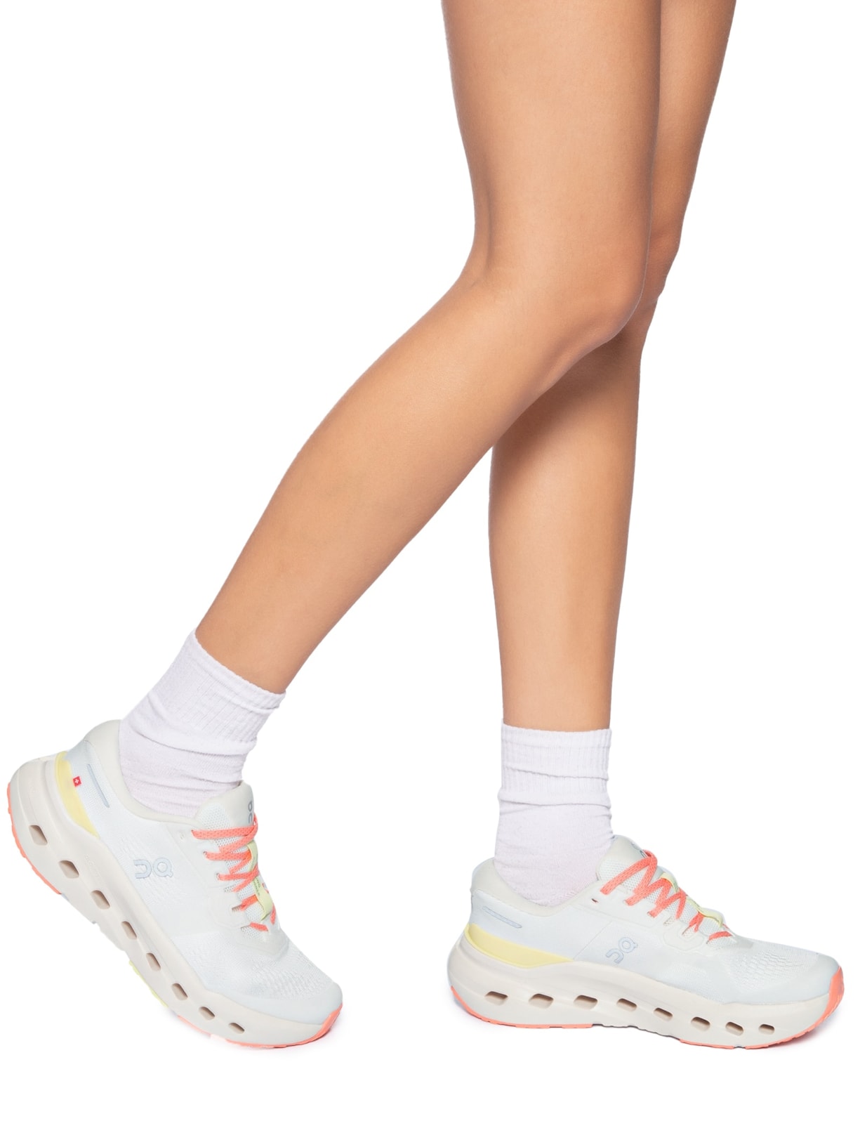 Tênis Feminino Cloudrunner 3 W Off White On Running