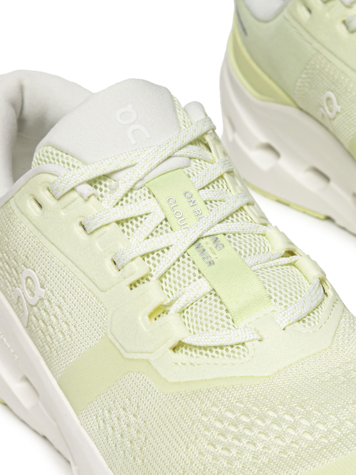 Tênis Feminino Cloudrunner 3 W Verde On Running