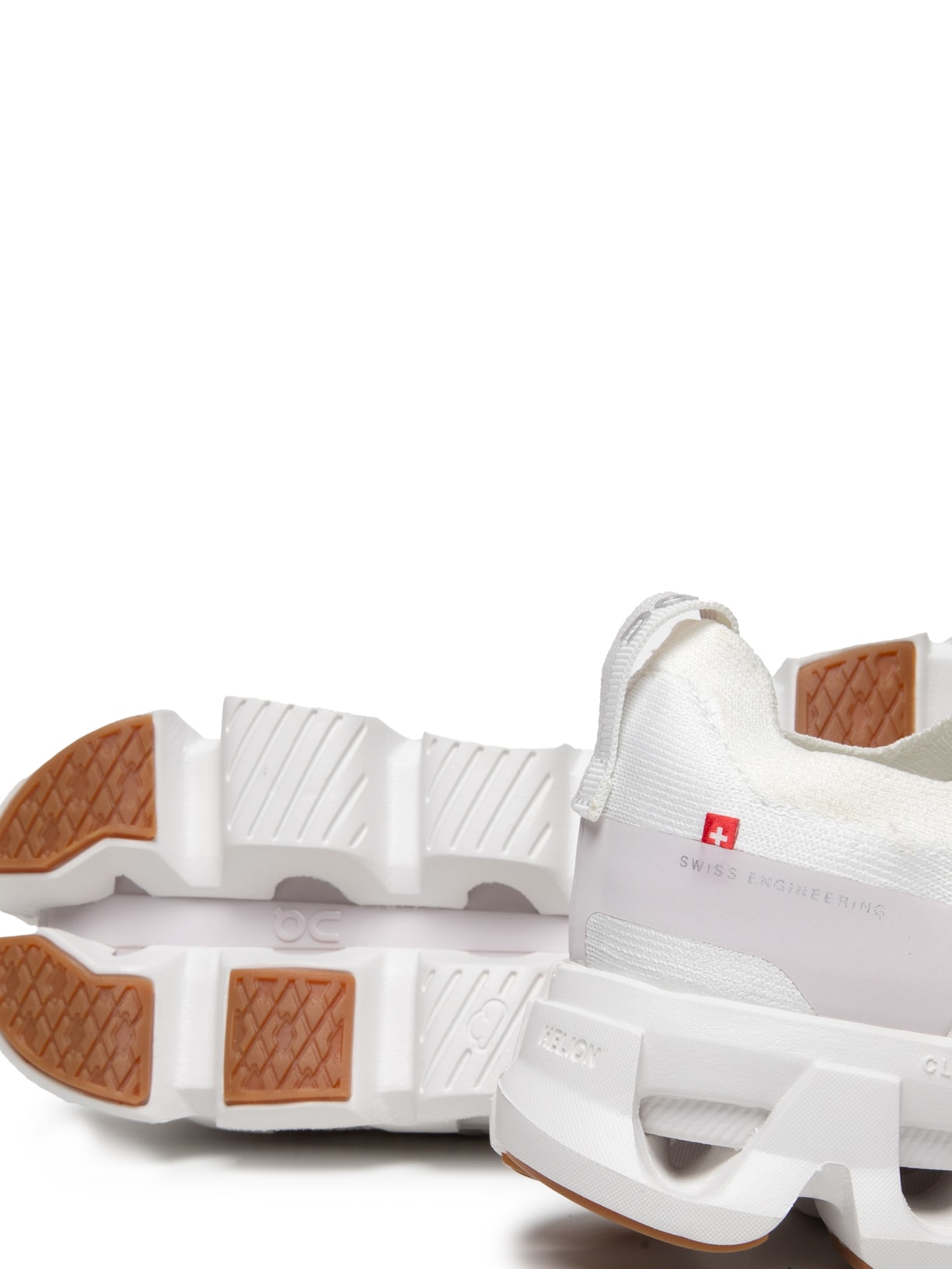 Tênis Feminino Cloudswift 4 Branco On Running