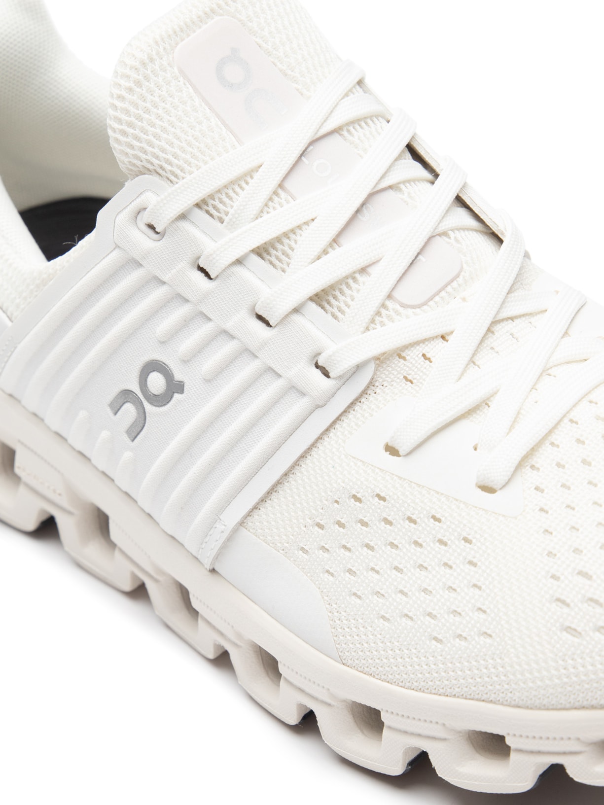 Tênis Feminino Cloudswift Off White On Running