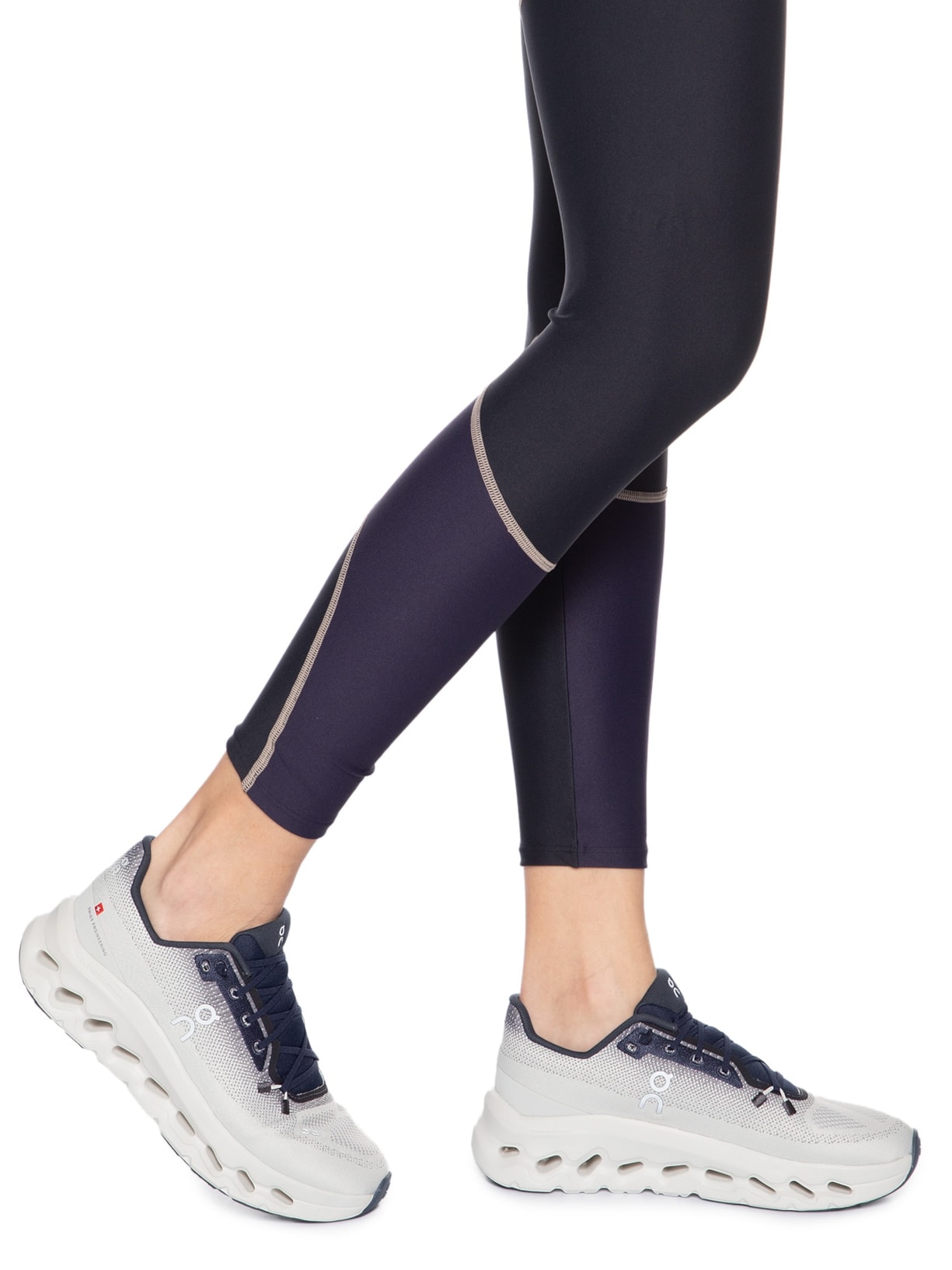 Tênis Feminino Cloudtilt Off White On Running