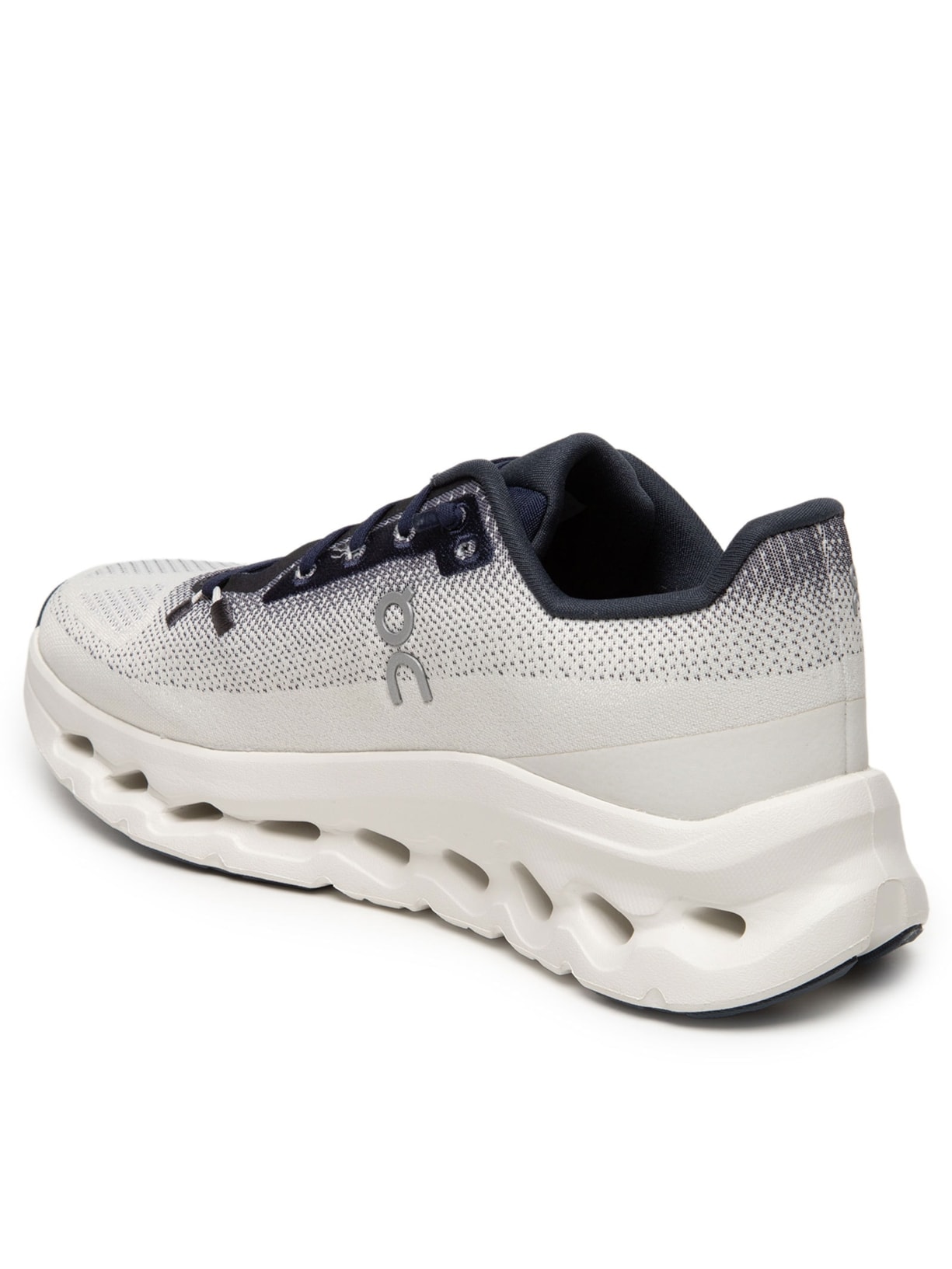 Tênis Feminino Cloudtilt Off White On Running