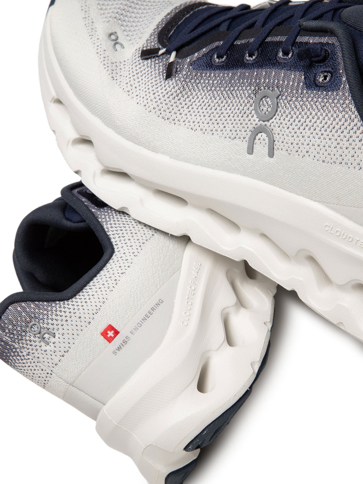 Tênis Feminino Cloudtilt Off White On Running