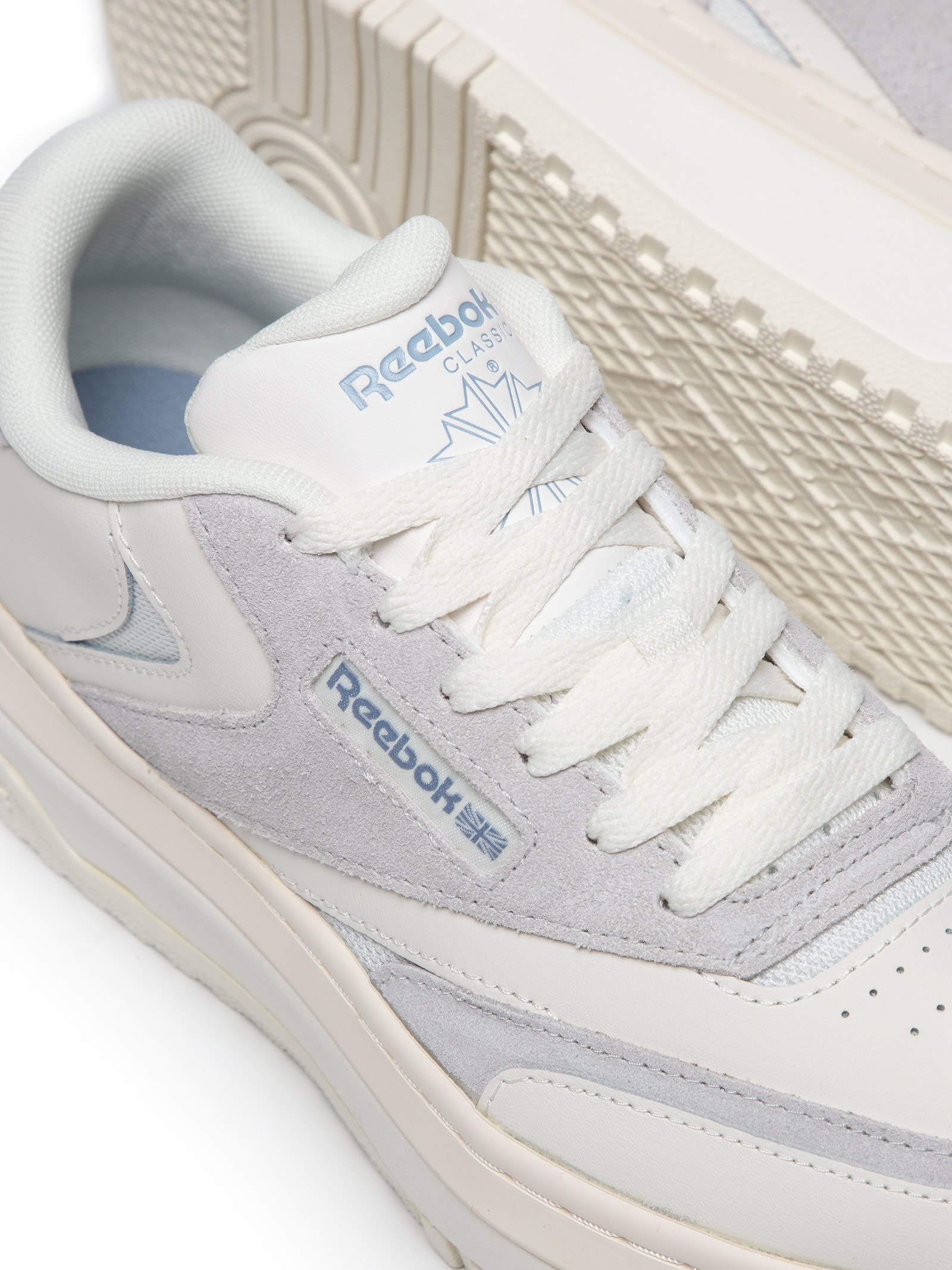 Reebok - Tênis Feminino Club C Extra - Off White