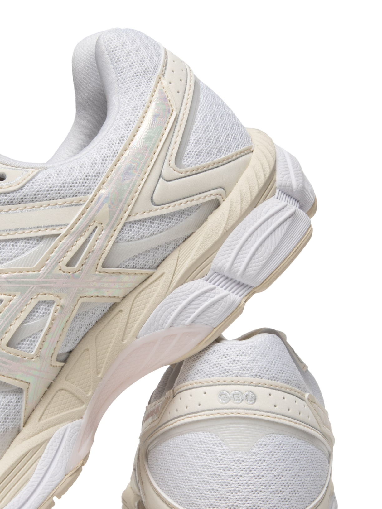 Tênis Feminino Cumulus 16 Branco Asics
