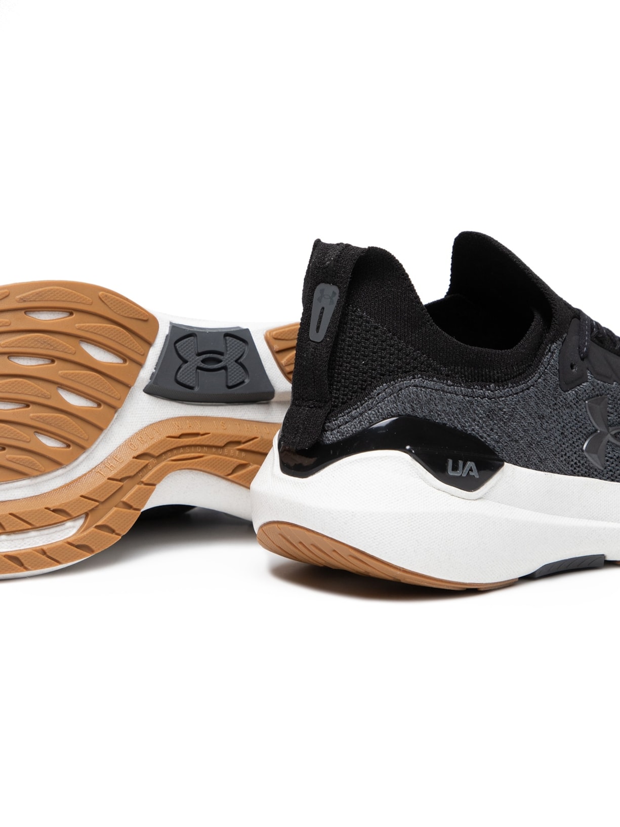 Tênis Feminino De Corrida Charged Hit Cinza Under Armour