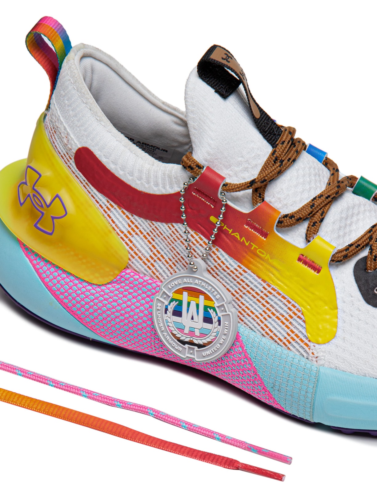 Tênis Feminino De Corrida Under Armour HOVR Phantom SE Pride