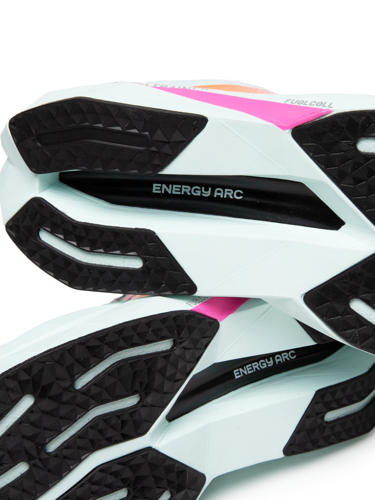 Tênis Feminino Fuelcell Supercomp Trainer V3 Branco New Balance