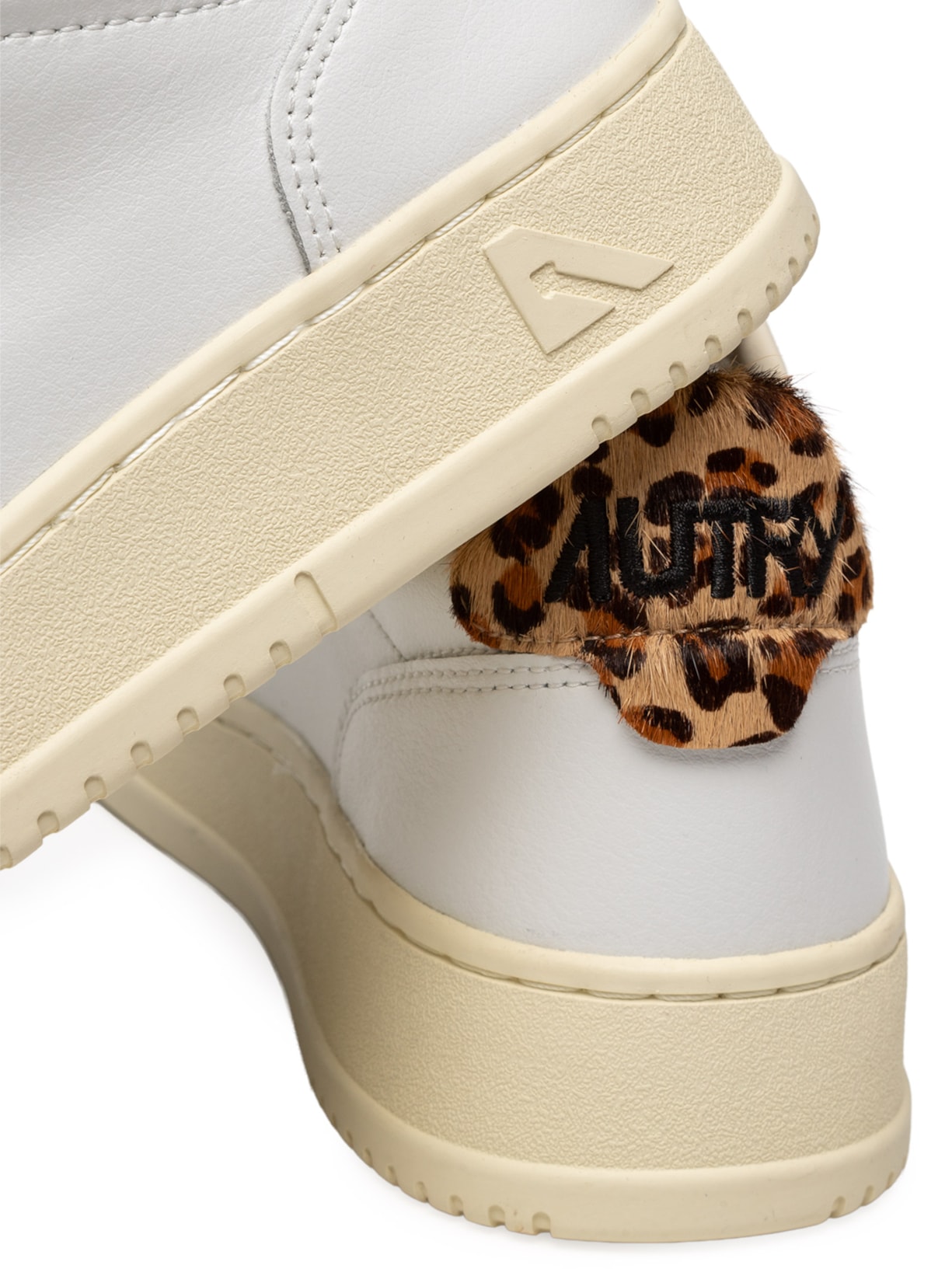 Tênis Feminino Medalist Low Wom Leather Swoll Branco Autry