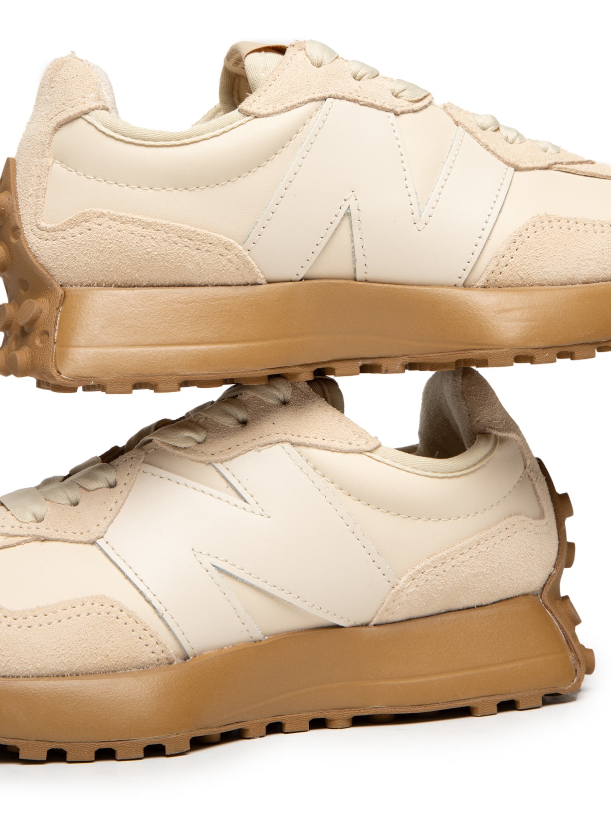 Tênis Feminino NB327 Vanilla Bege Bo.bô + New Balance