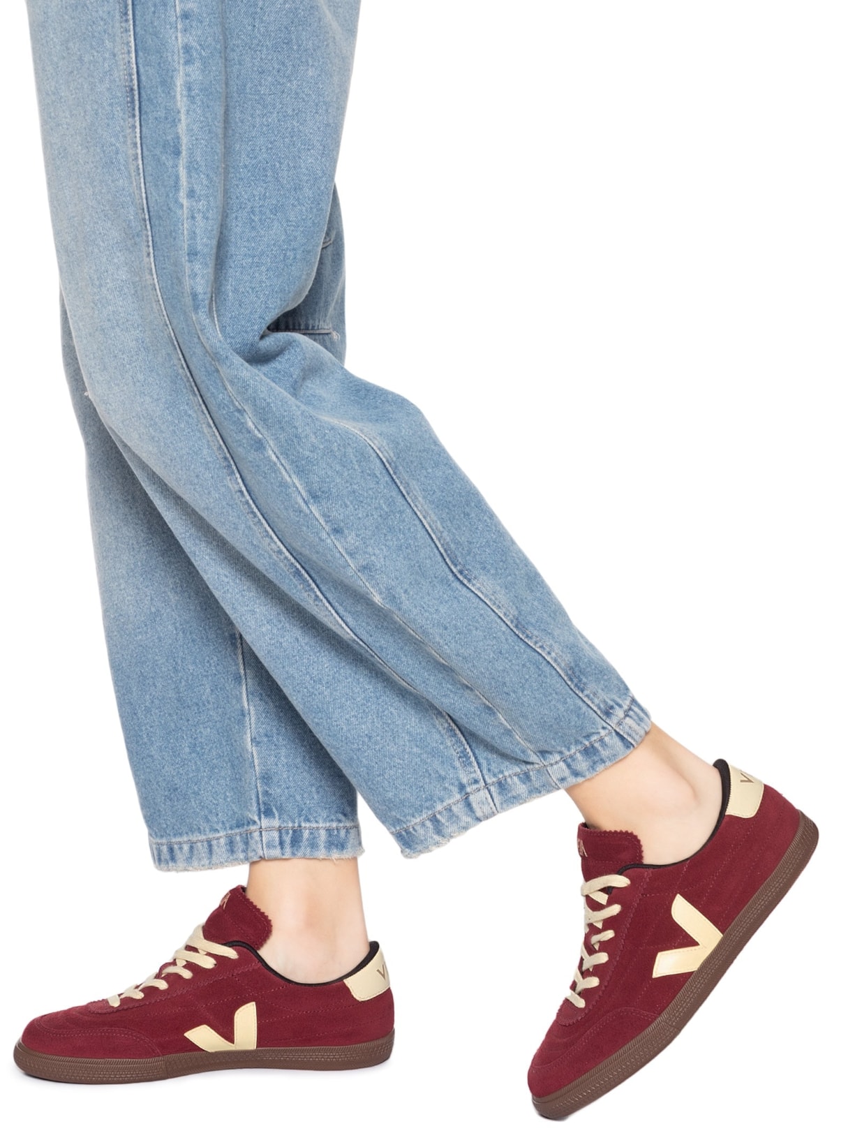 Tênis Feminino Panenka Suede Vermelho Veja