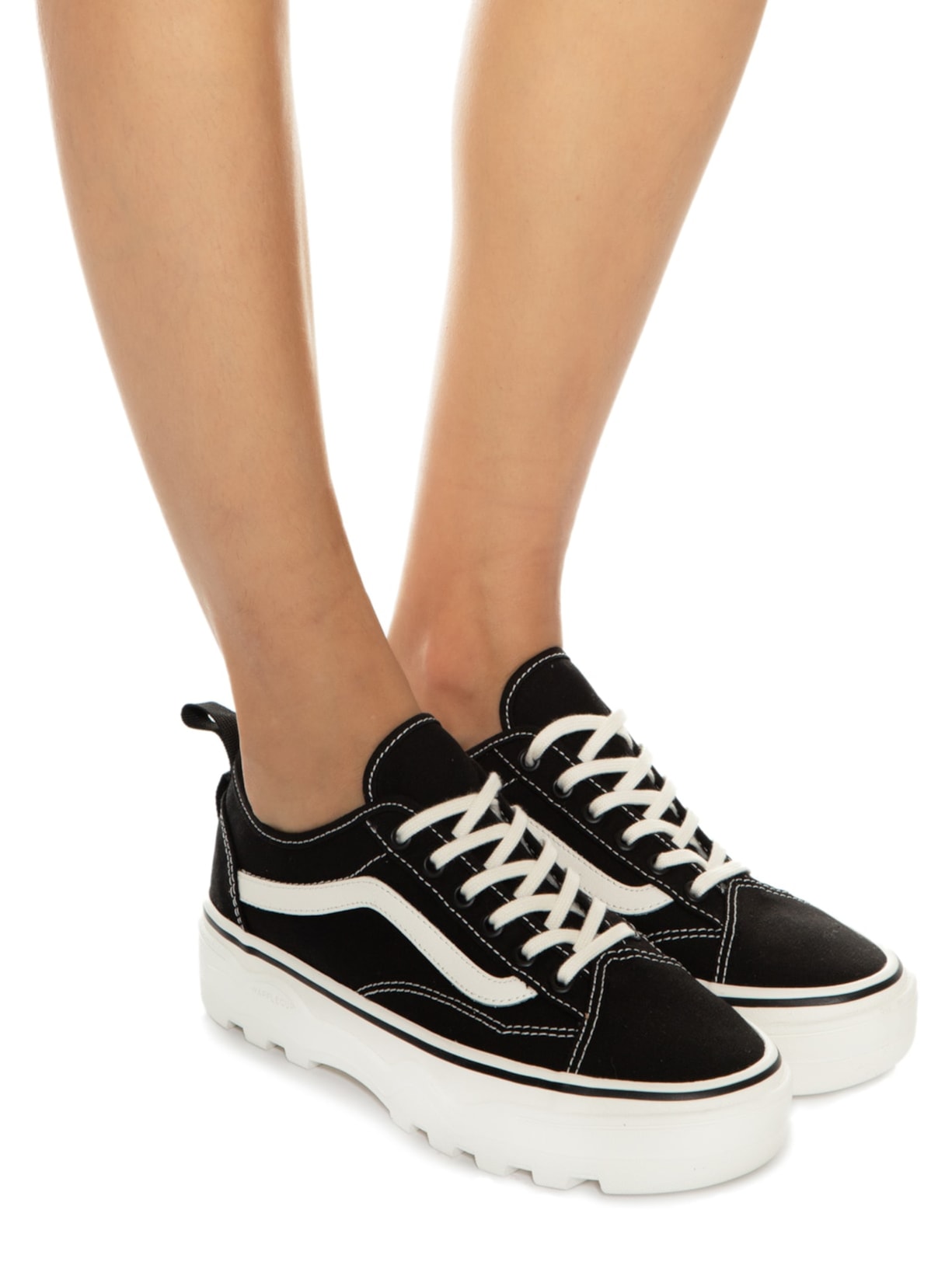 Tênis Feminino Ua Sentry Old Skool Wc Preto Vans