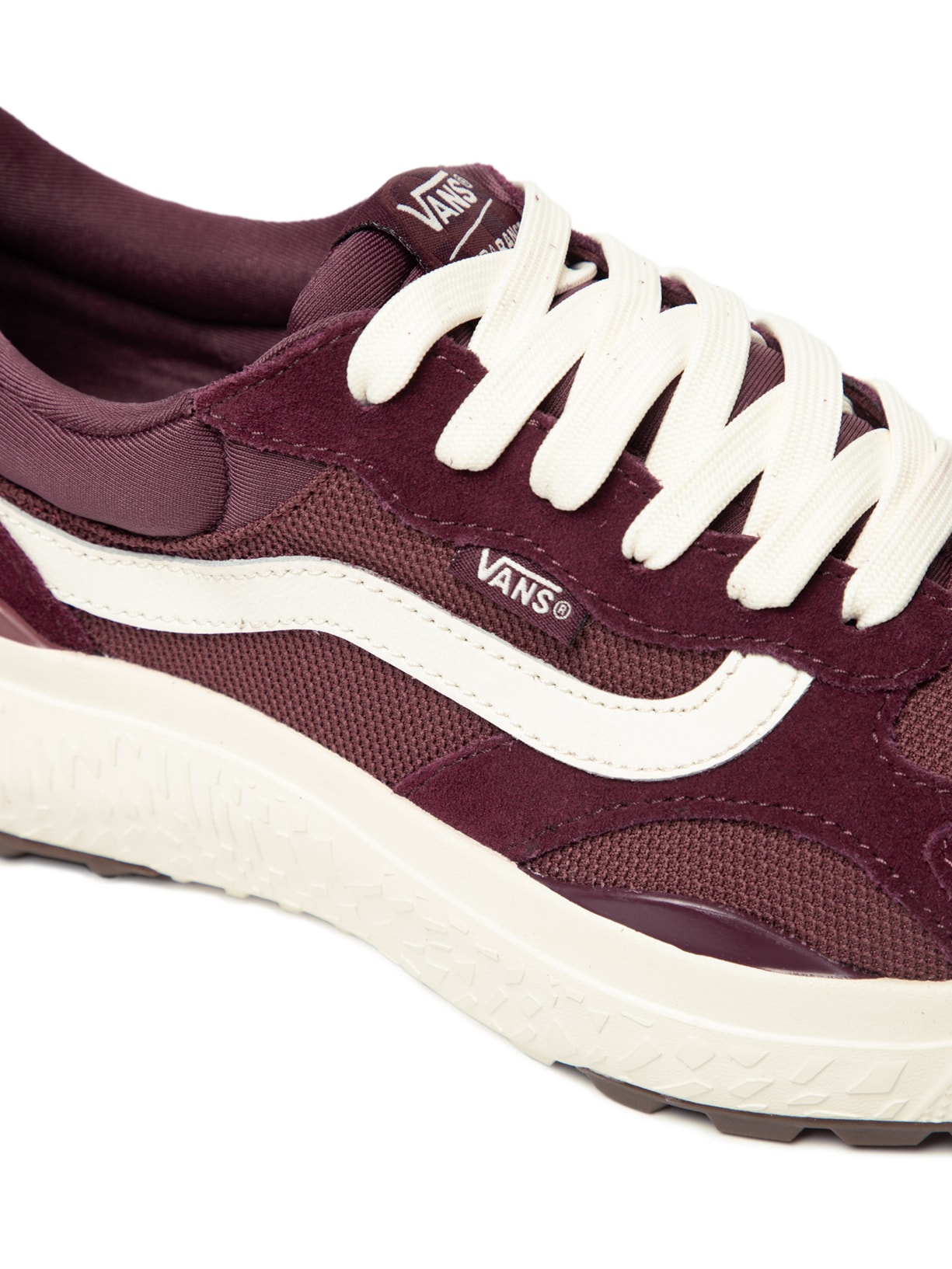 Tênis Feminino Ua Ultrarange Neo VR3 Vans Vinho