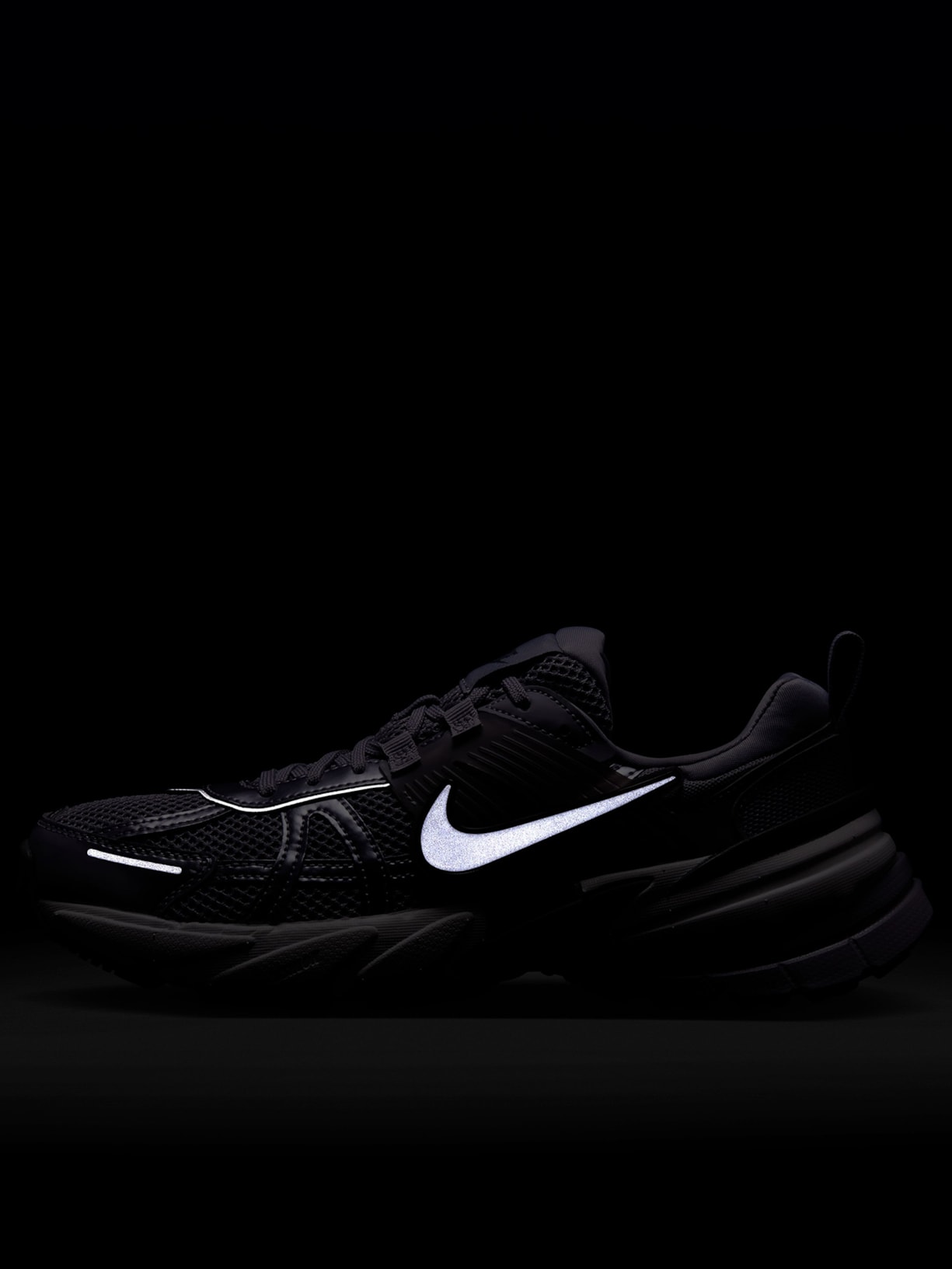 Tênis Feminino V2K Run Cinza Nike