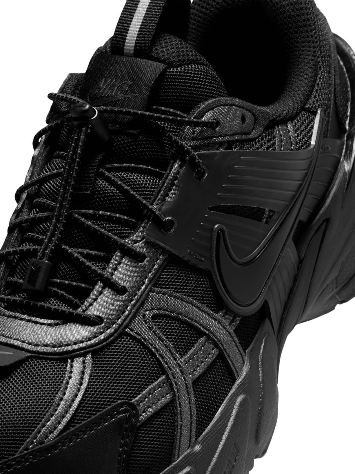 Tênis Feminino V2K Run Preto Nike