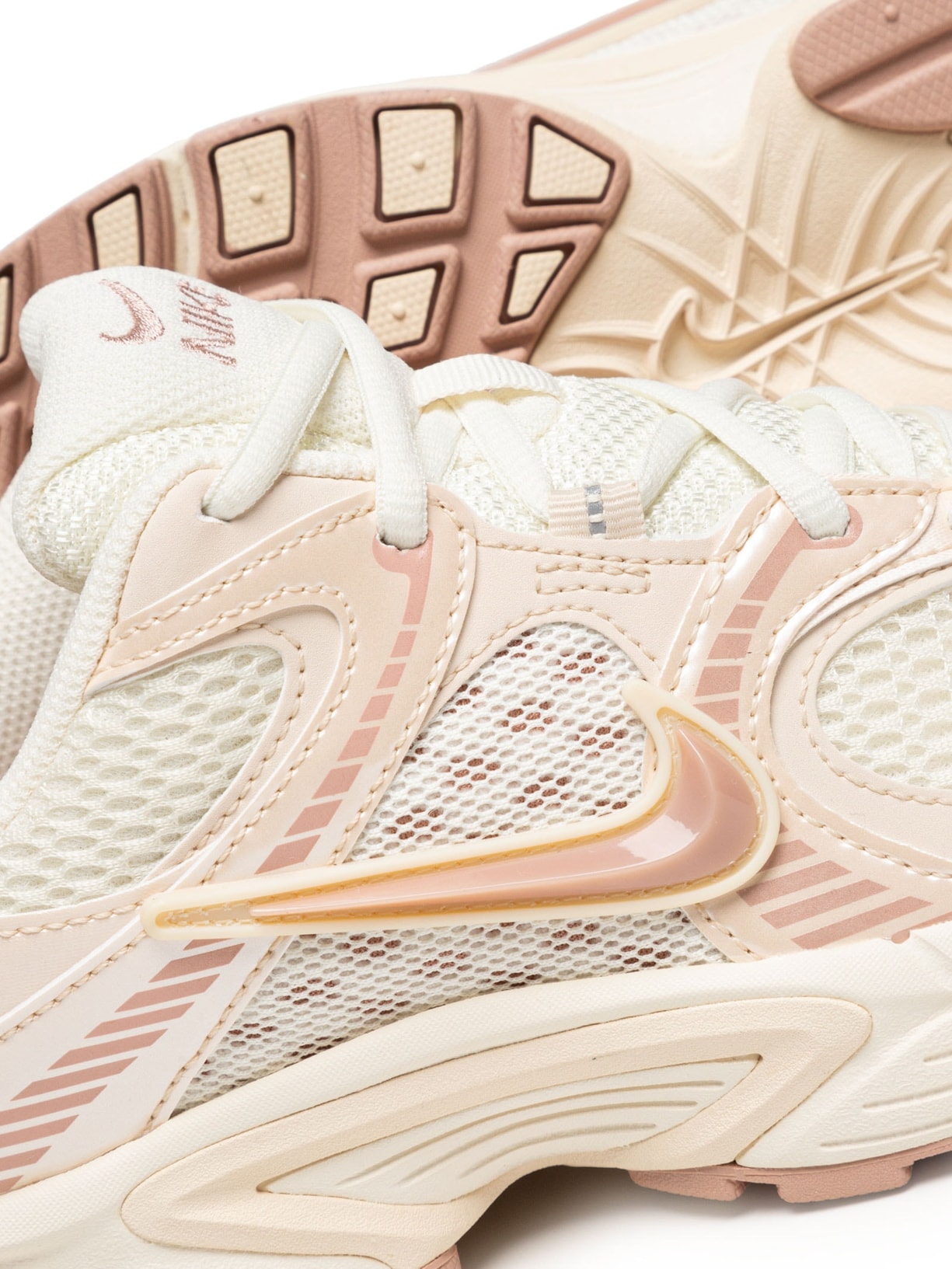 Tênis Feminino V5 Rnr Off White Nike