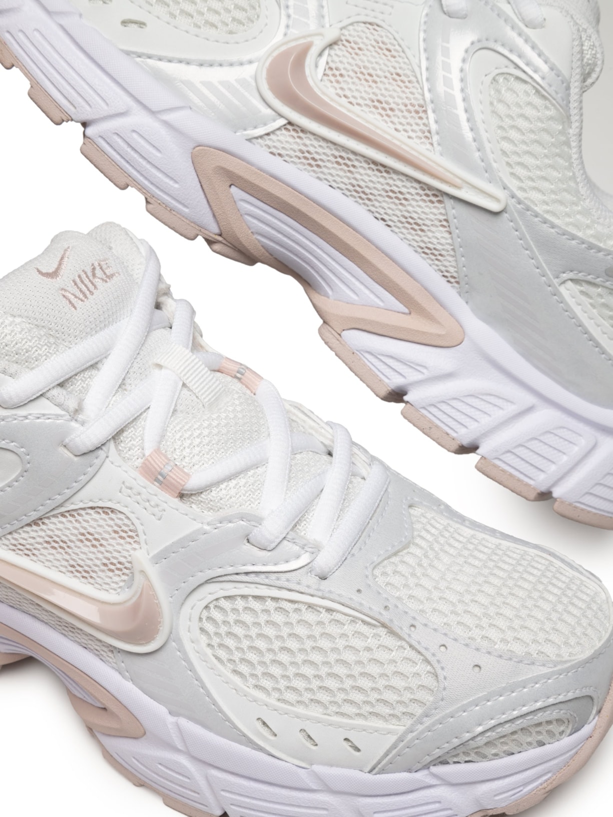 Tênis Feminino V5 Run Branco Nike