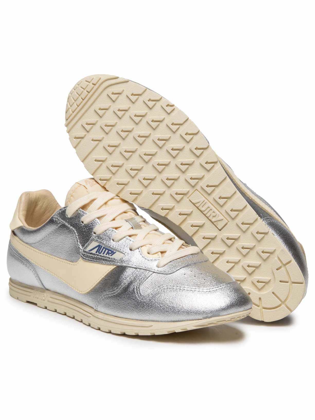 Tênis Feminino Windspin Low Laminated Leather Prateado Autry