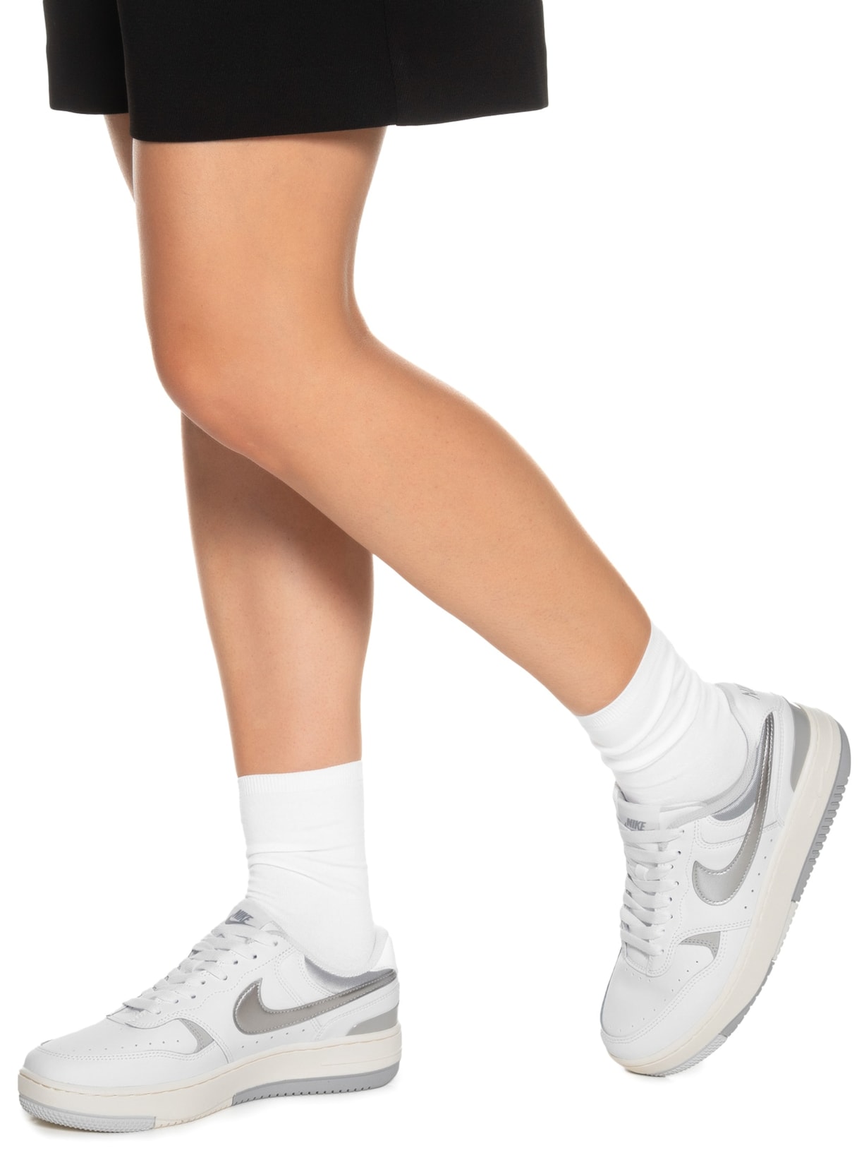 Tênis Feminino WMNS Gamma Force Branco Nike