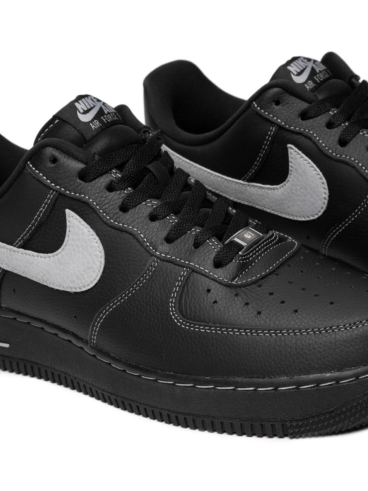 Tenis Masculino Air Force 1 '07 Preto Nike