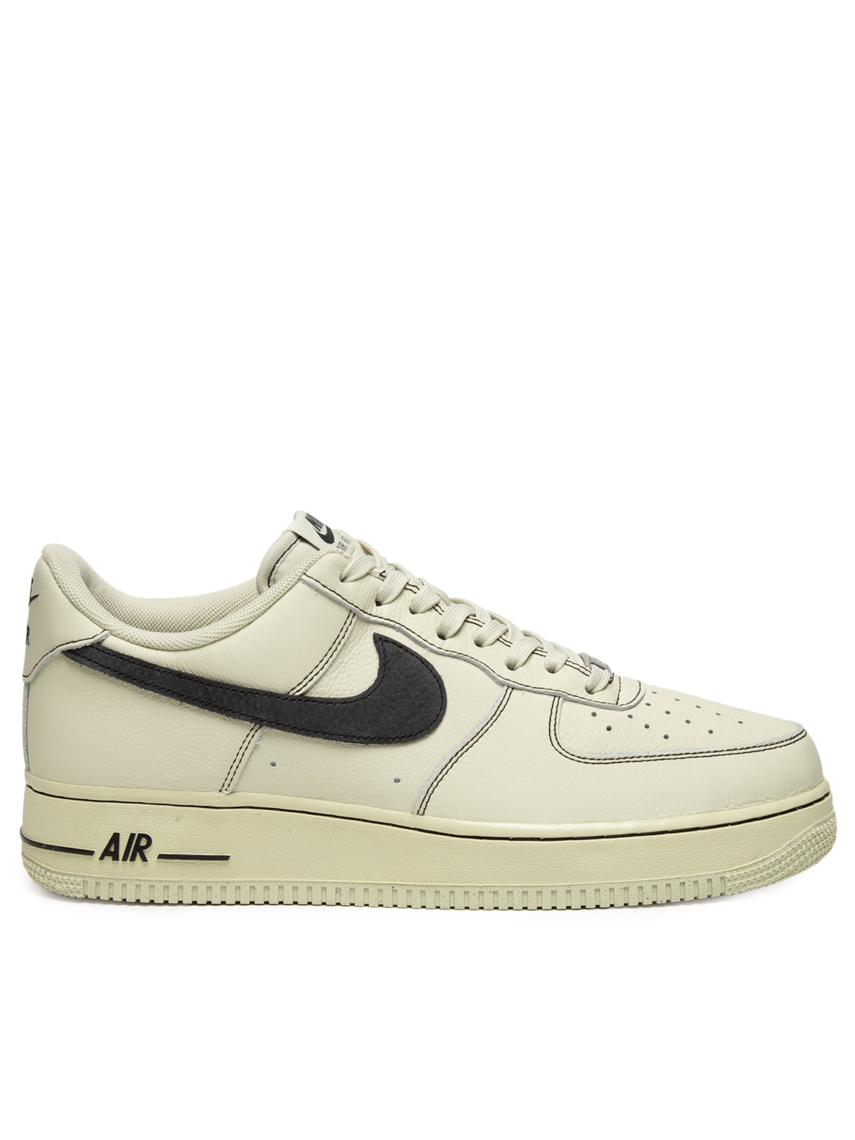 Tênis Masculino Air Force 1’07 LV8 – Marrom