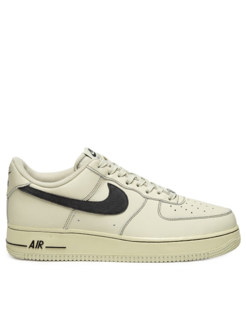 Tênis Masculino Air Force 1’07 LV8 – Marrom