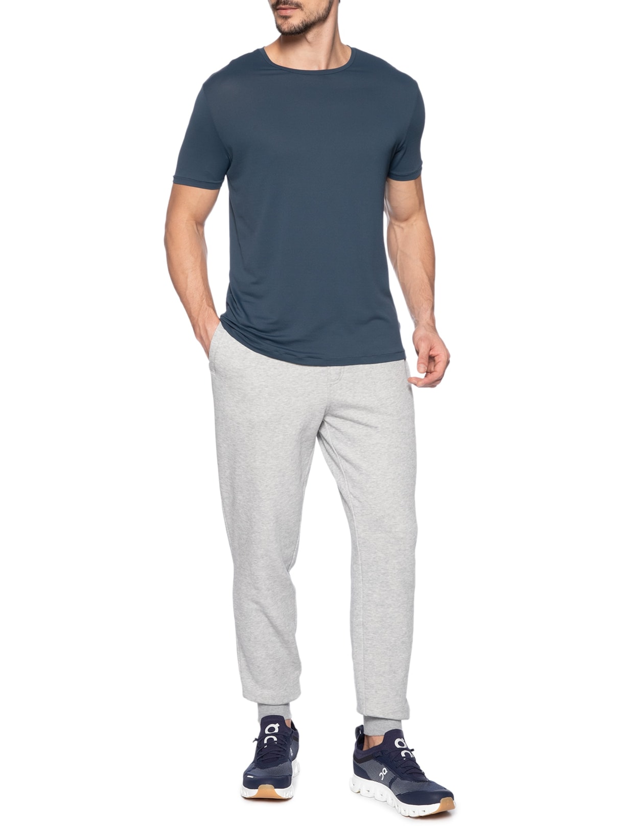 Tênis Masculino Cloud 6 Versa Azul On Running