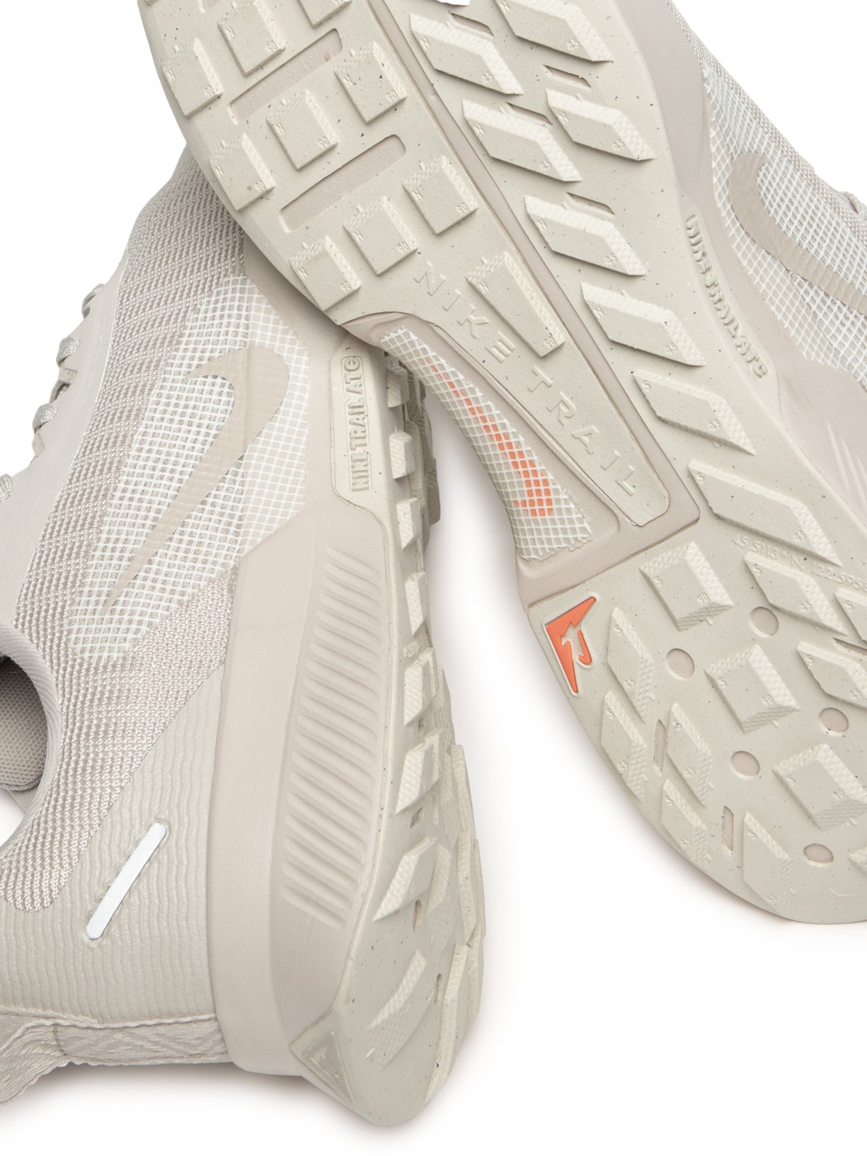 Tênis Masculino Juniper Trail 3 Bege Nike