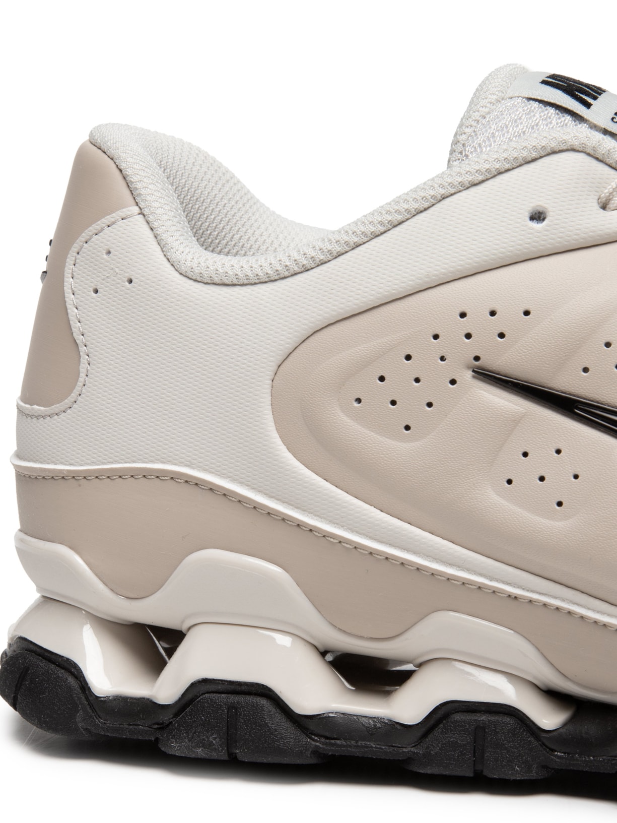 Tênis Masculino Reax 8 Marrom Nike