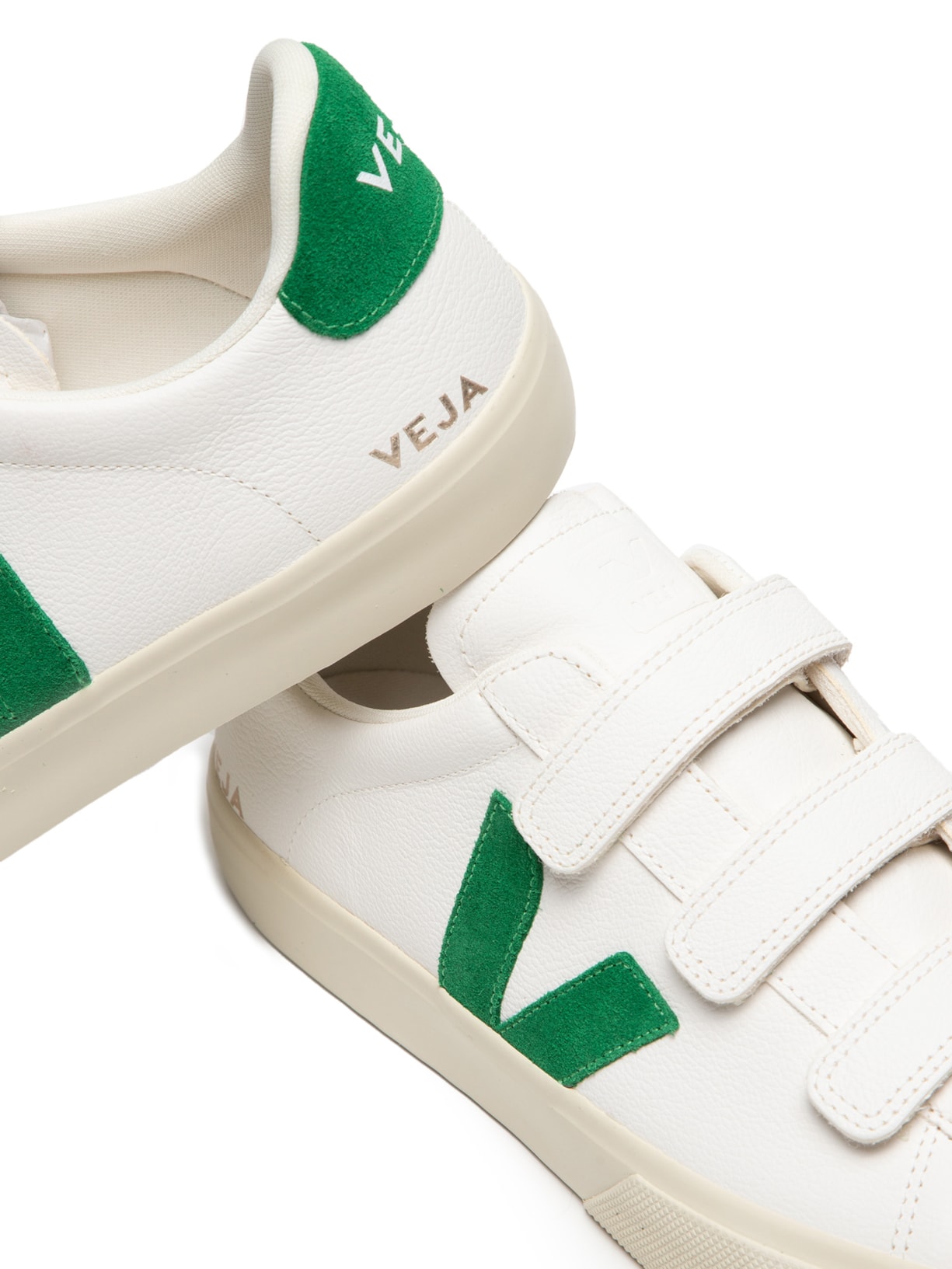 Tênis Masculino Recife Chromefree Leath Branco Veja